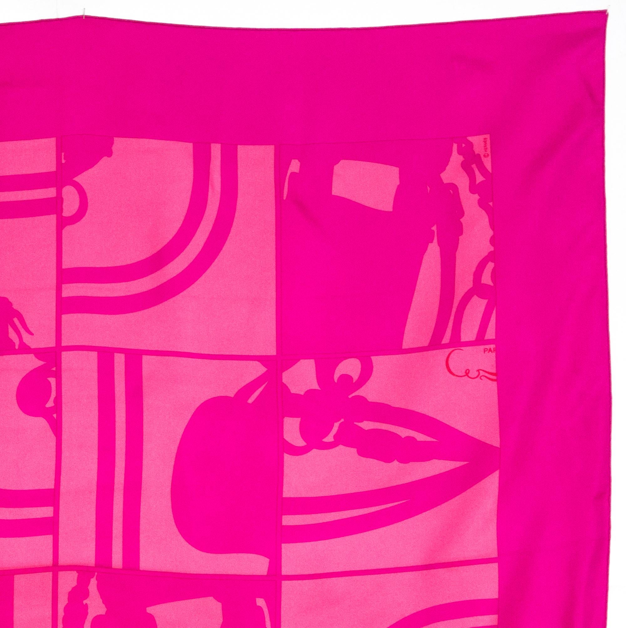 Hermes Brides de Gala En Desordre by H.Grygkar and C.Diatk Silk Scarf In Good Condition For Sale In Paris, FR
