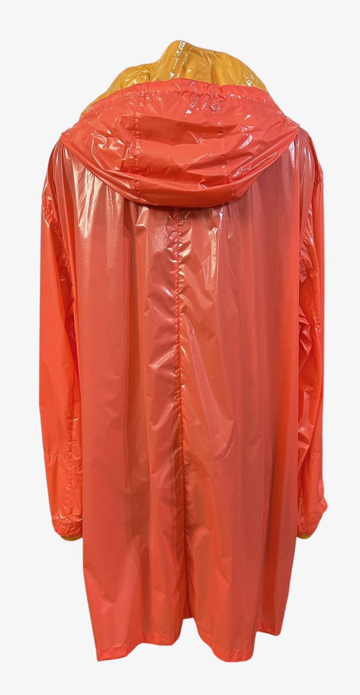 Hermès Windbreaker-Jacke mit Kapuze in leuchtendem Orange und Gelb (Rot) im Angebot