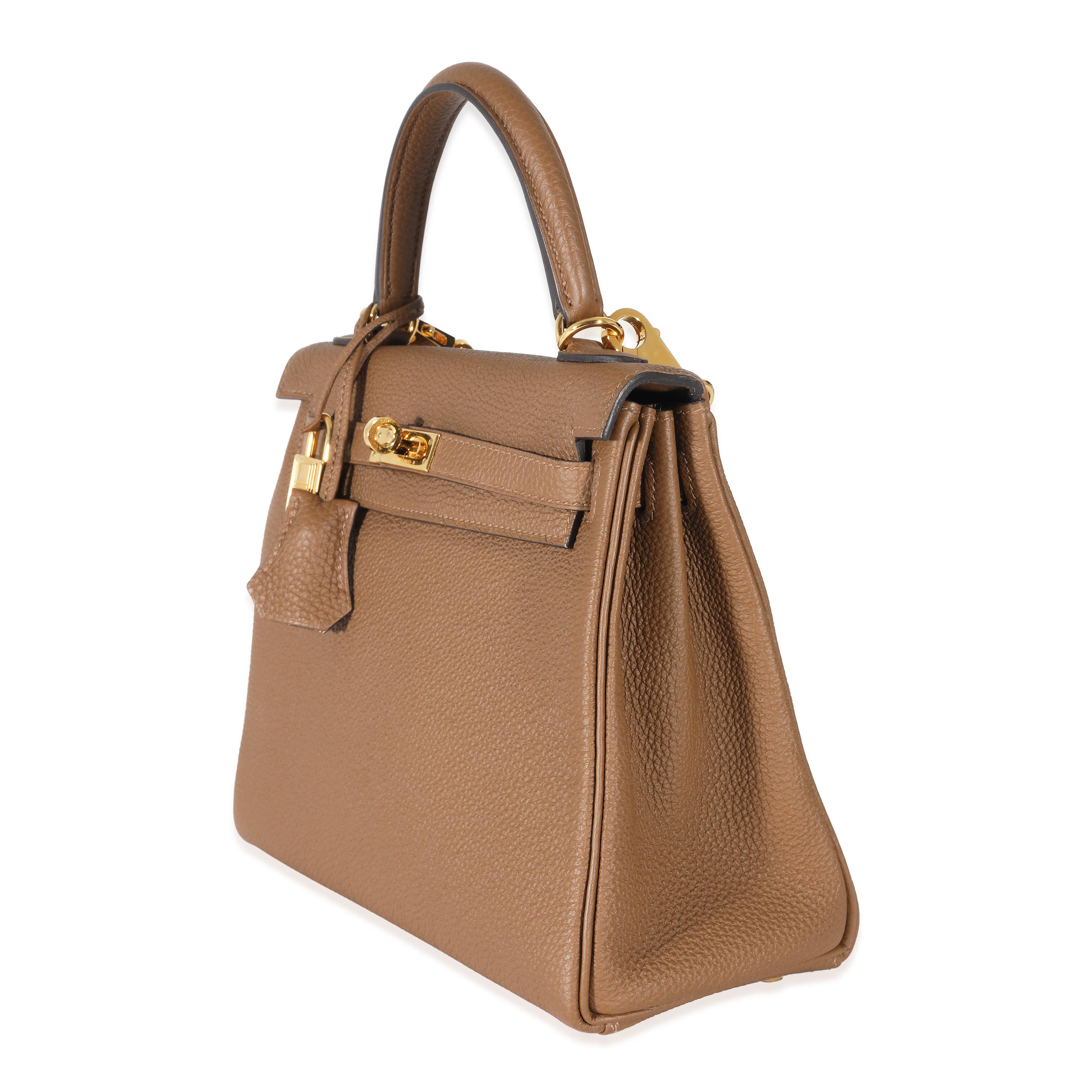 Hermès Bronze Dore Togo Retourne Kelly 25 GHW In Excellent Condition For Sale In New York, NY