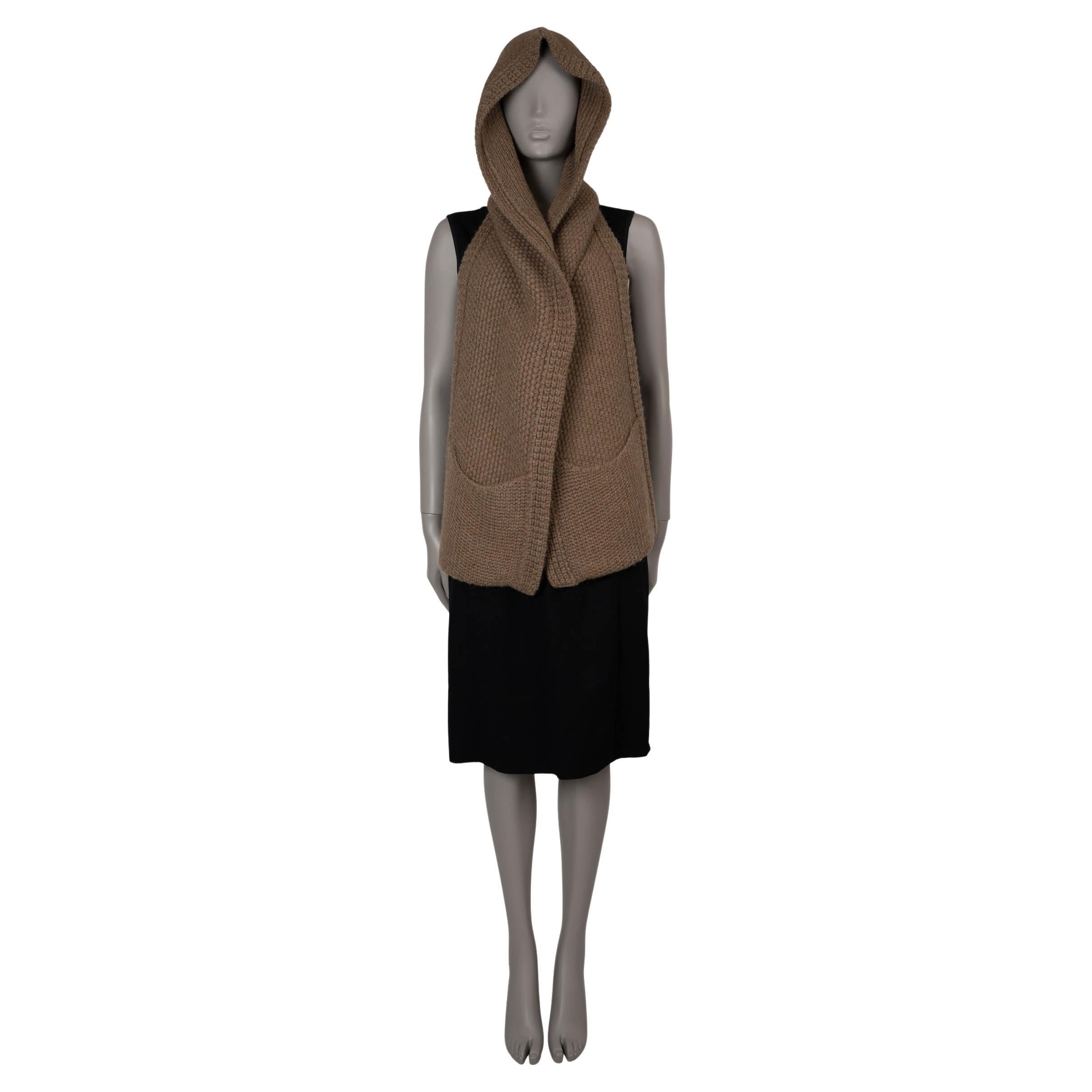 Sciarpa a manicotto HOODE di HERMES in alpaca marrone in vendita