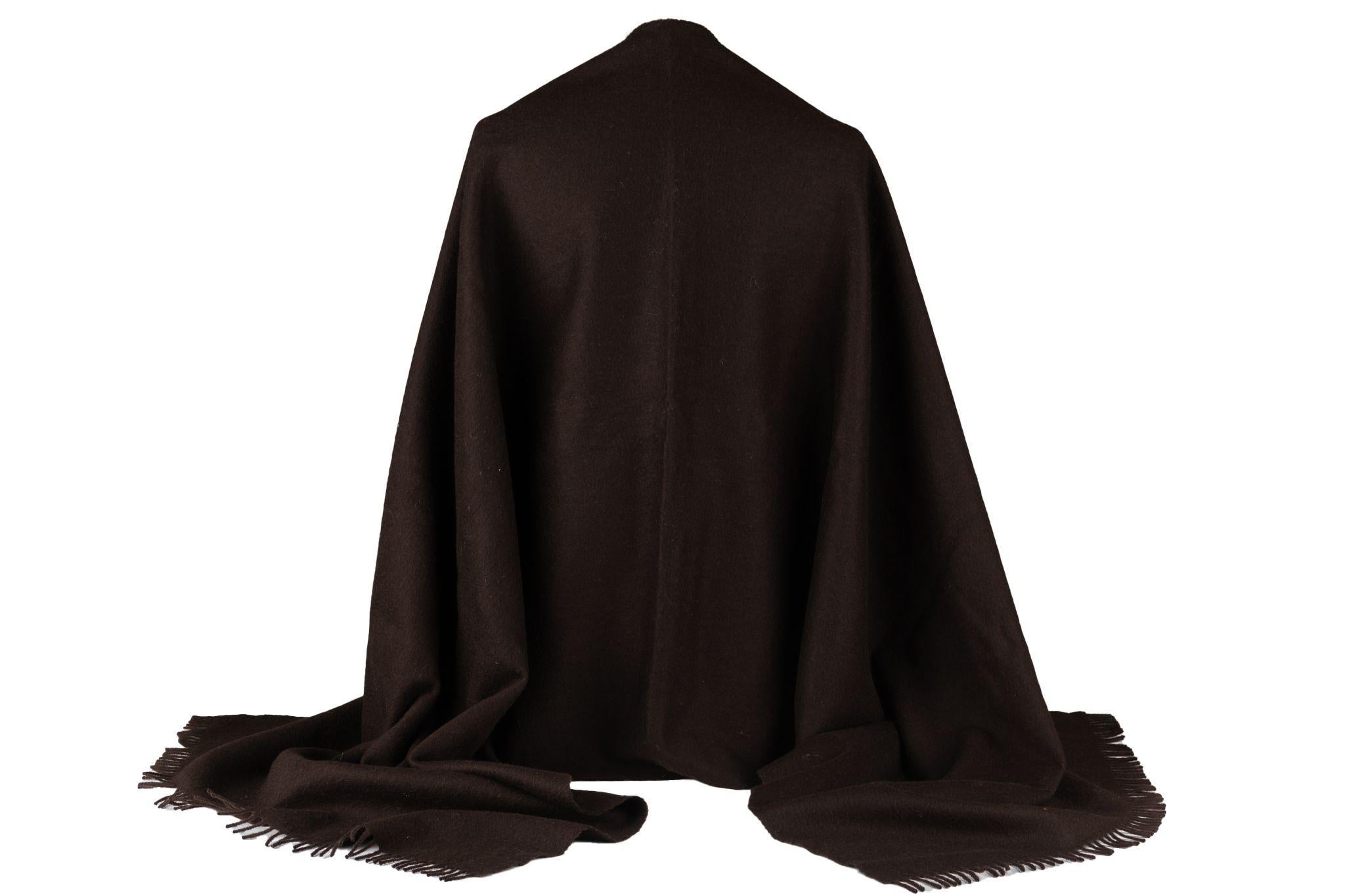 Hermes Brown Cashmere Unisex Scarf In Excellent Condition For Sale In West Hollywood, CA