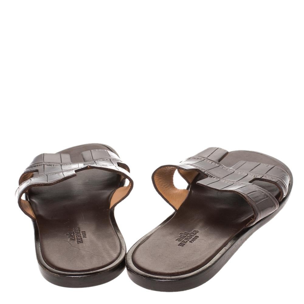 Gray Hermes Brown Croc Leather Izmir Flat Sandals Size 42