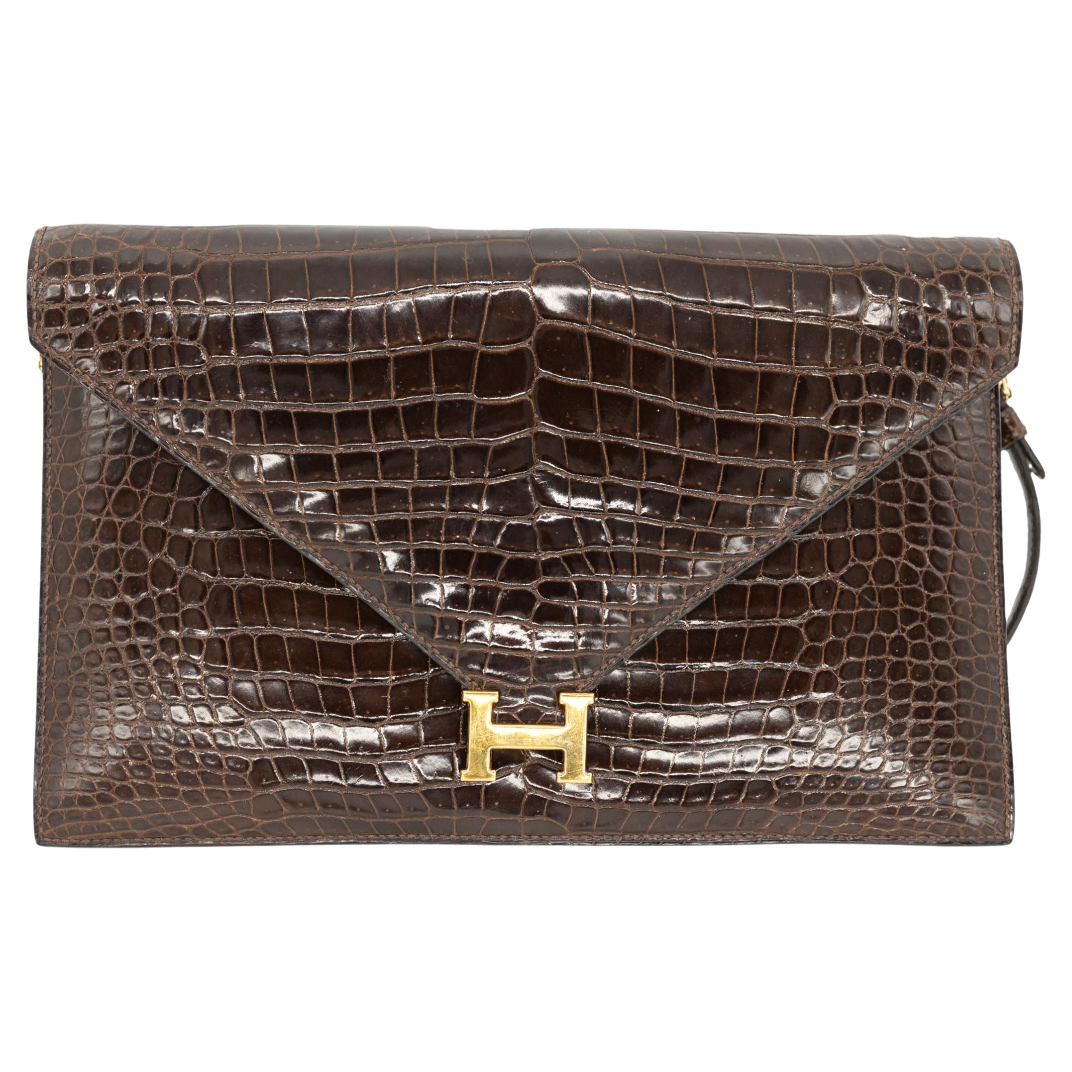 Hermès Brown Crocodile Lydie Crossbody Envelope Shoulder Bag, 1980. For Sale