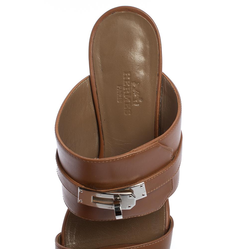Hermes Brown Leather Avenue Slide Sandals Size 35 In Good Condition In Dubai, Al Qouz 2