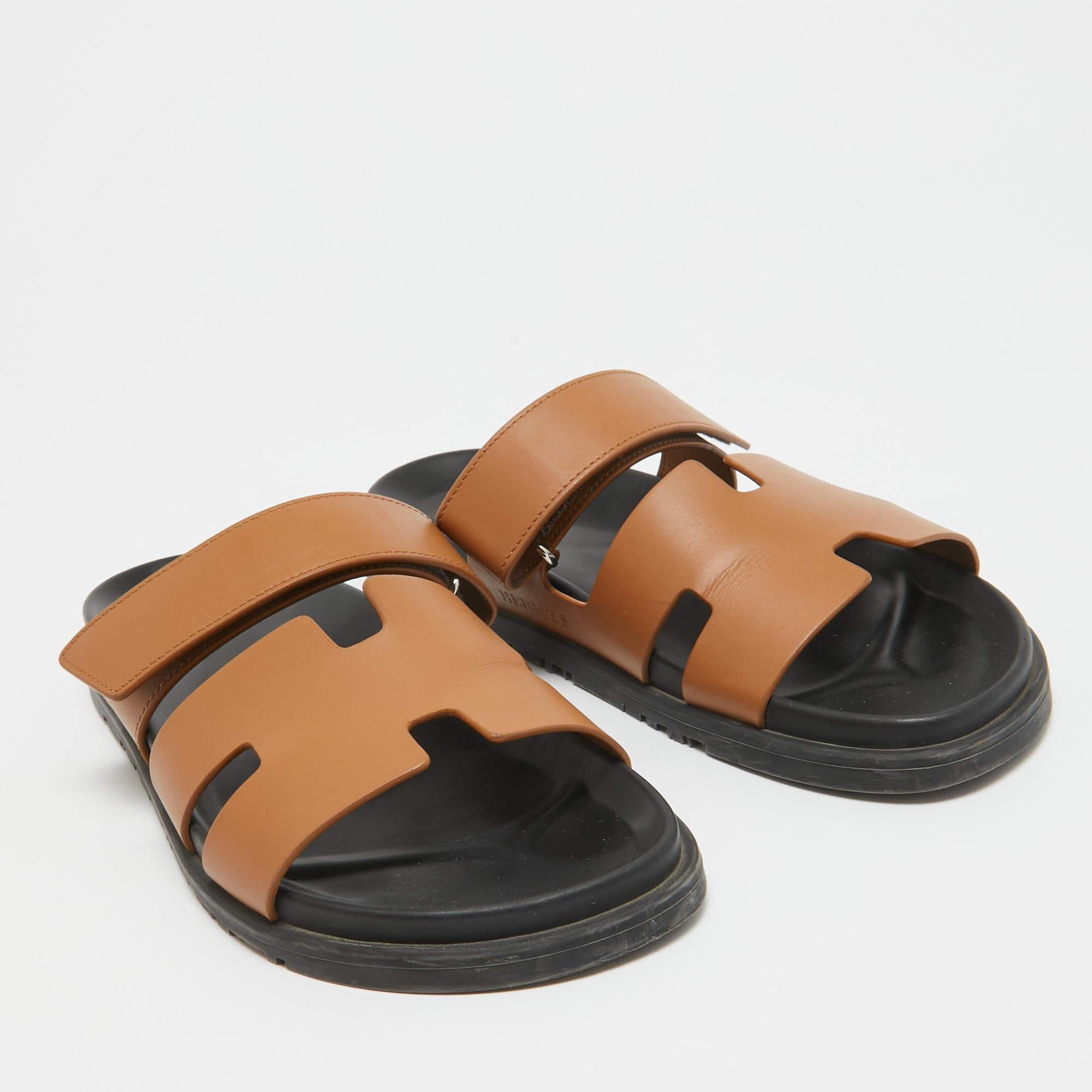 Hermes Brown Leather Chypre Sandals Size 41 For Sale 1