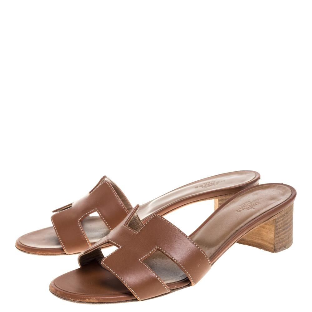 Hermès Brown Leather Oasis Slide Sandals Size 36 In Good Condition In Dubai, Al Qouz 2