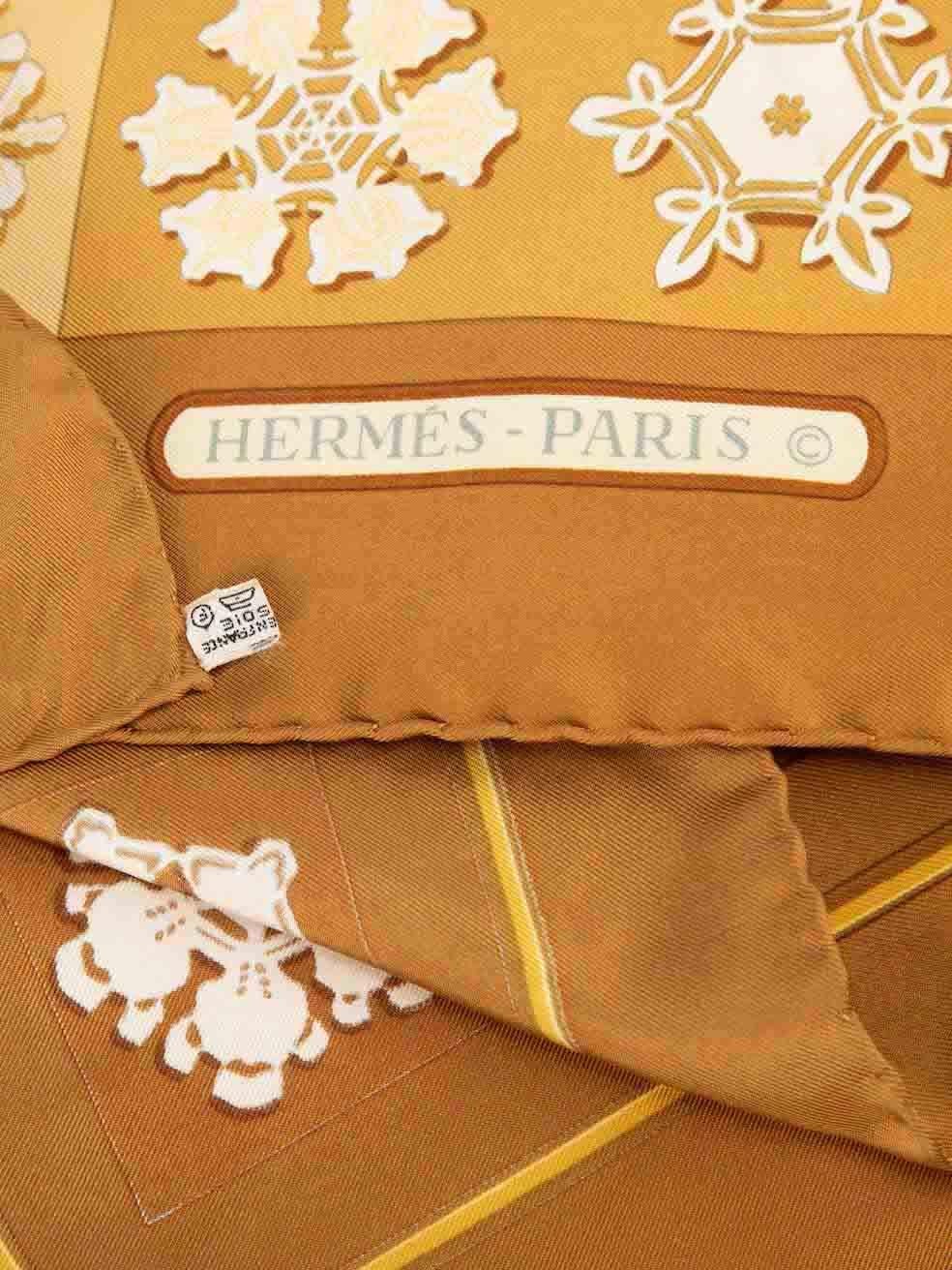 Hermès Brown Silk Carillons D‚ÄôHiver 90 Scarf For Sale 3