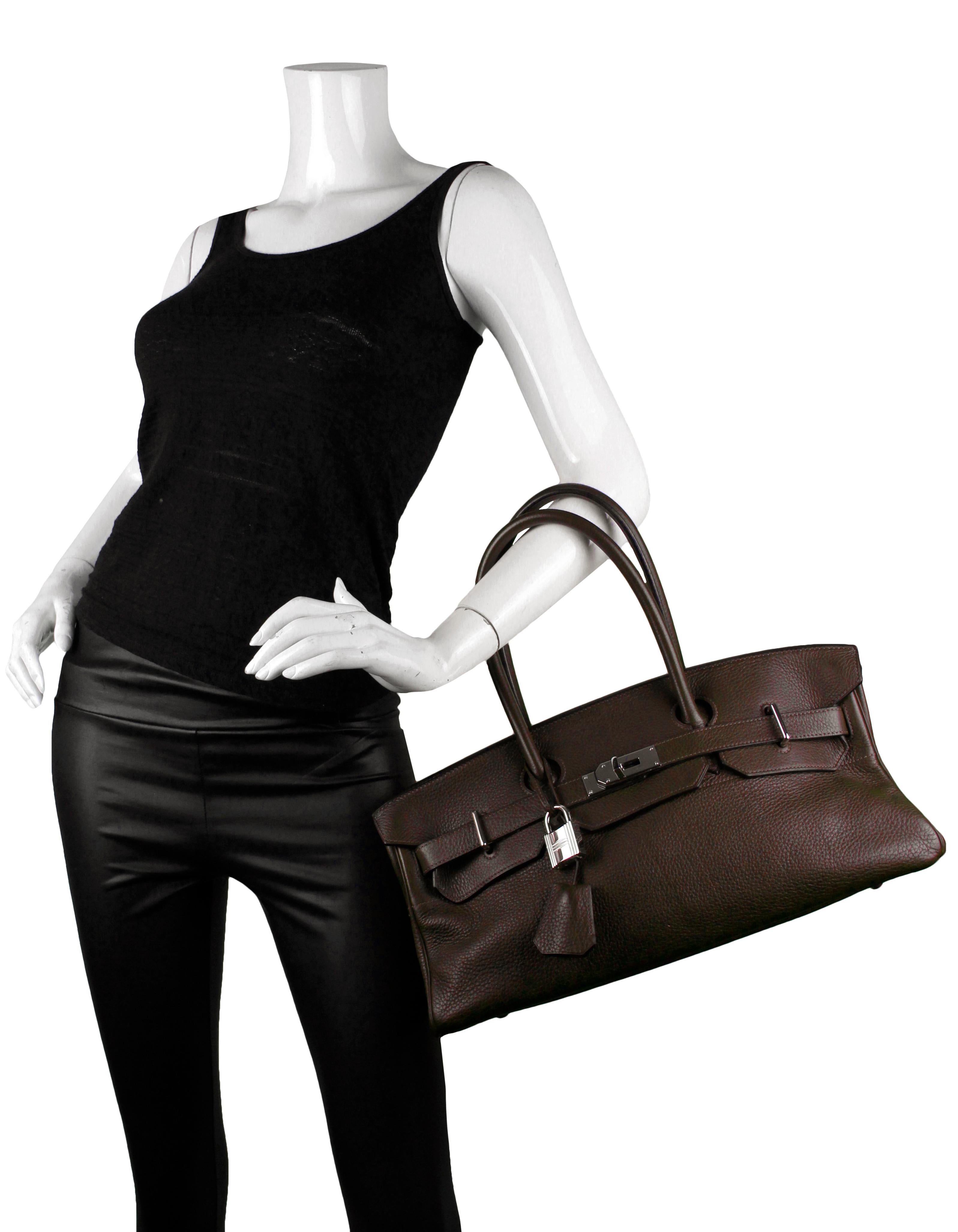 Hermes Brown Taurillon Clemence JPG Shoulder Birkin 42

Made In: France
Year of Production: 2007
Color: Brown
Hardware: Silvertone palladium
Materials: Taurillon clemence leather
Lining: Chevre leather
Closure/Opening: Double arm strap with twist