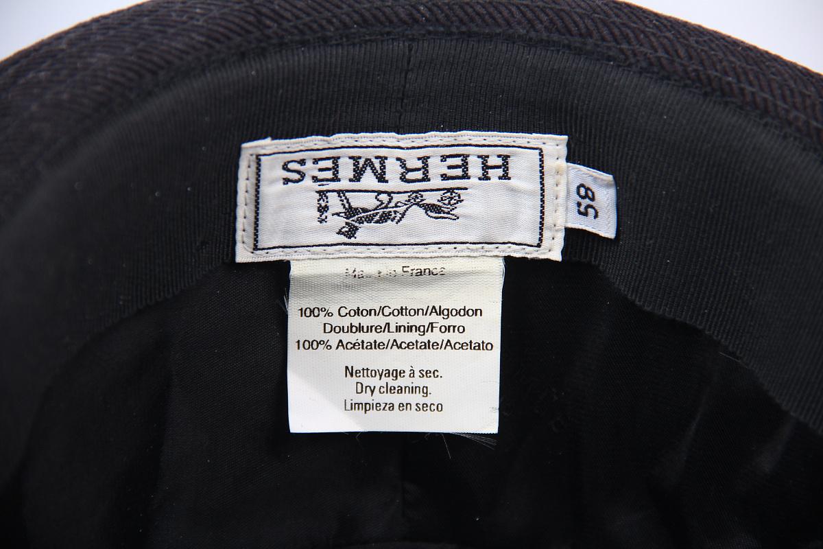 Cappello a secchiello Hermès in vendita 2