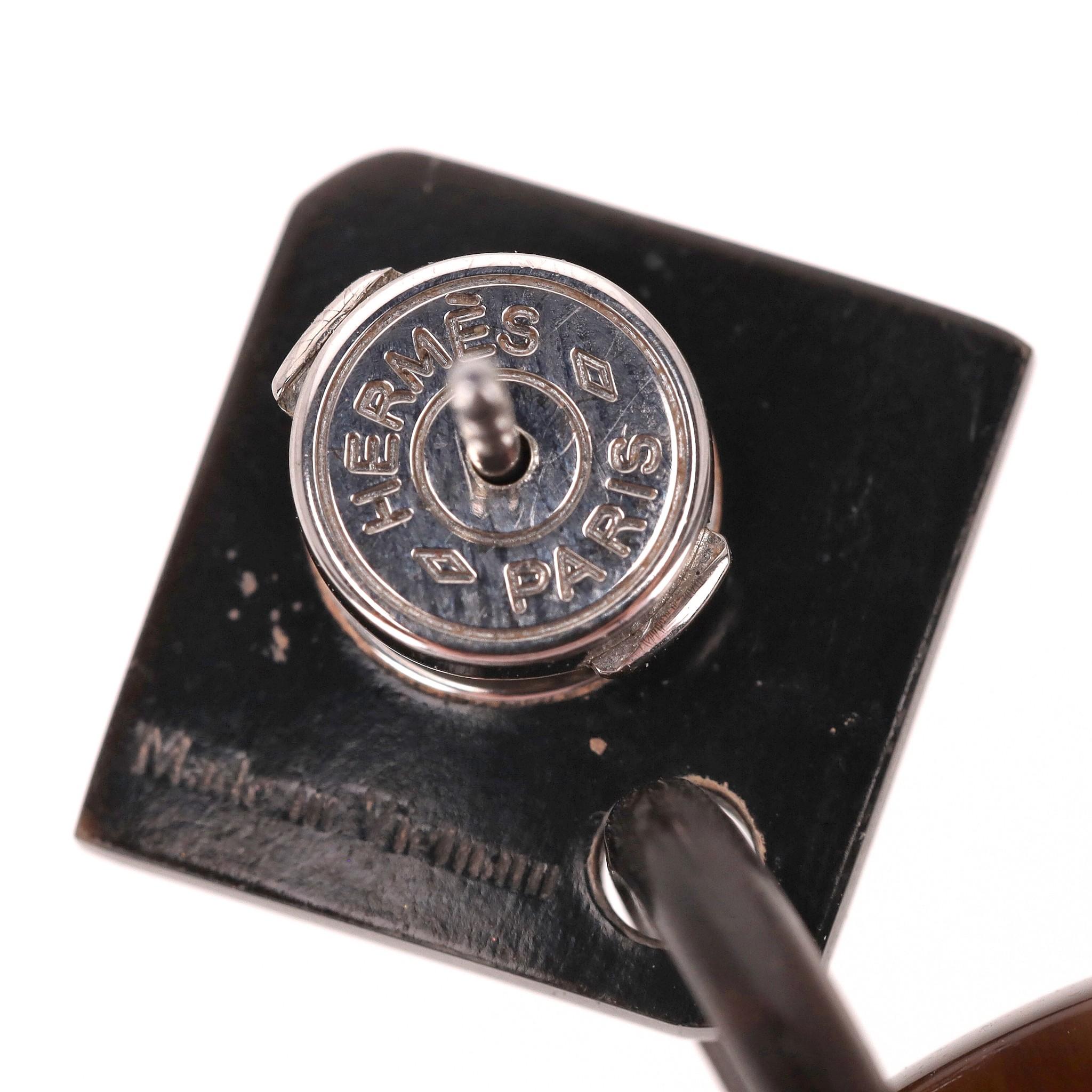 Hermes Buffalo Horn & Lacquered Wood Isthme Earrings For Sale 1