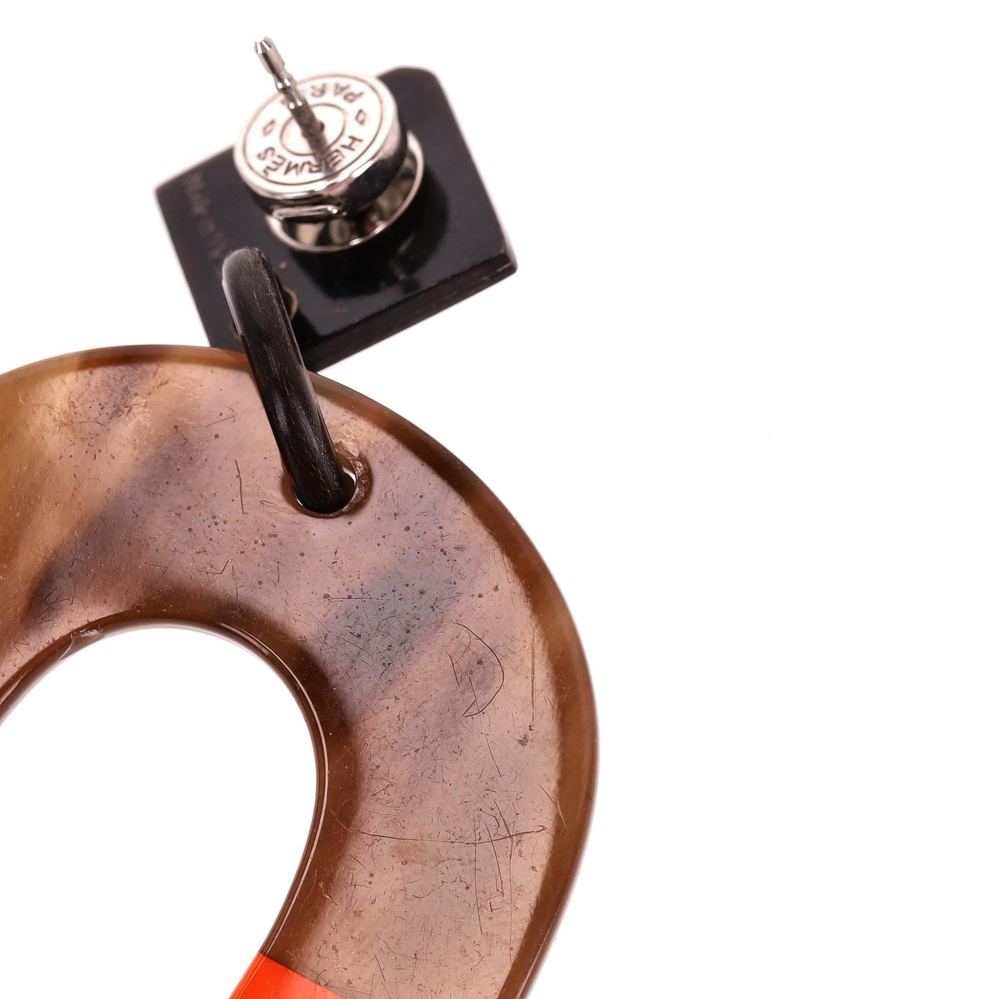 Hermes Buffalo Horn & Lacquered Wood Isthme Earrings For Sale 2