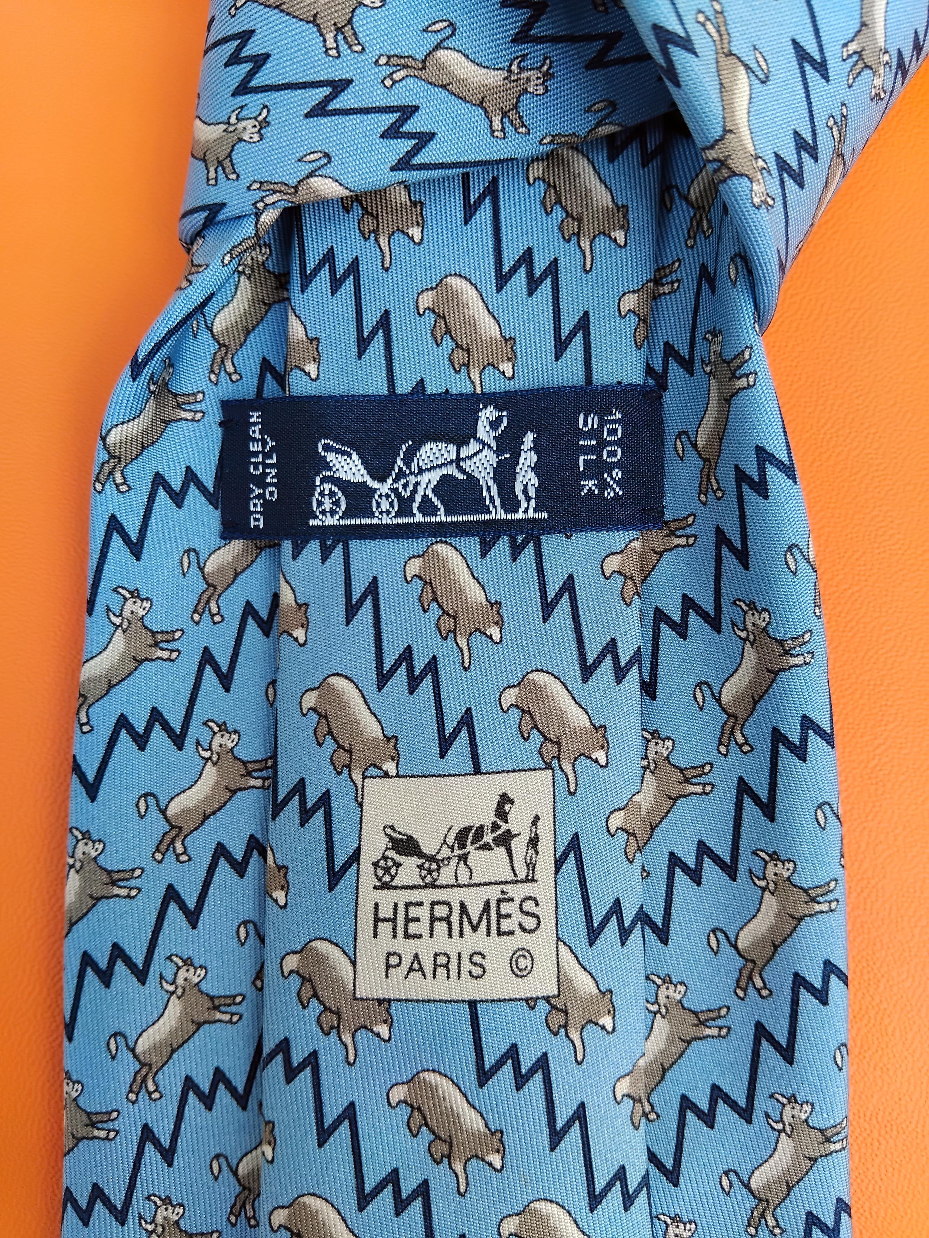 Hermès Bulls And Bears Wall Street Stock Market Tie in Silk RARE 2