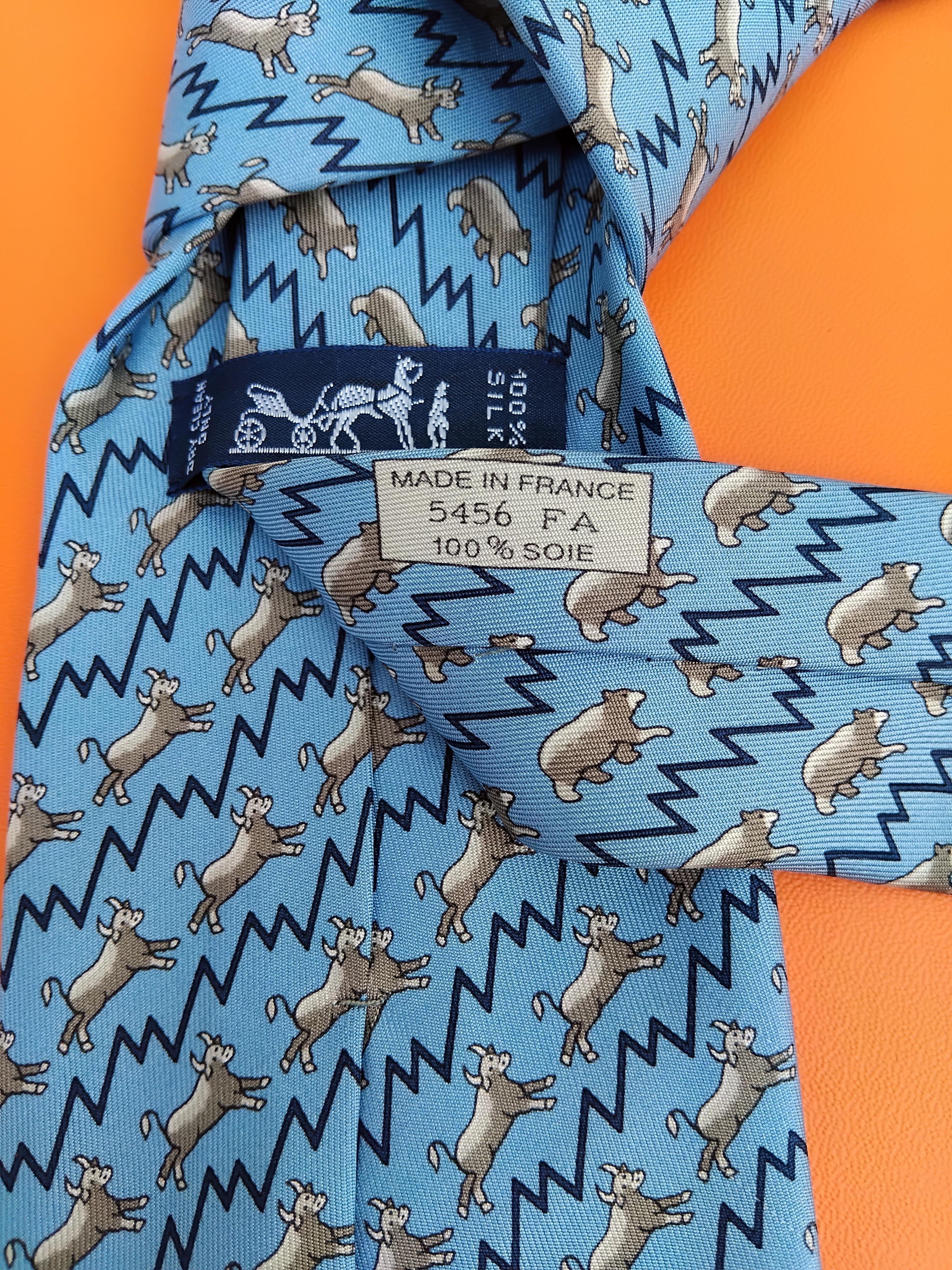 Hermès Bulls And Bears Wall Street Stock Market Tie in Silk RARE 4