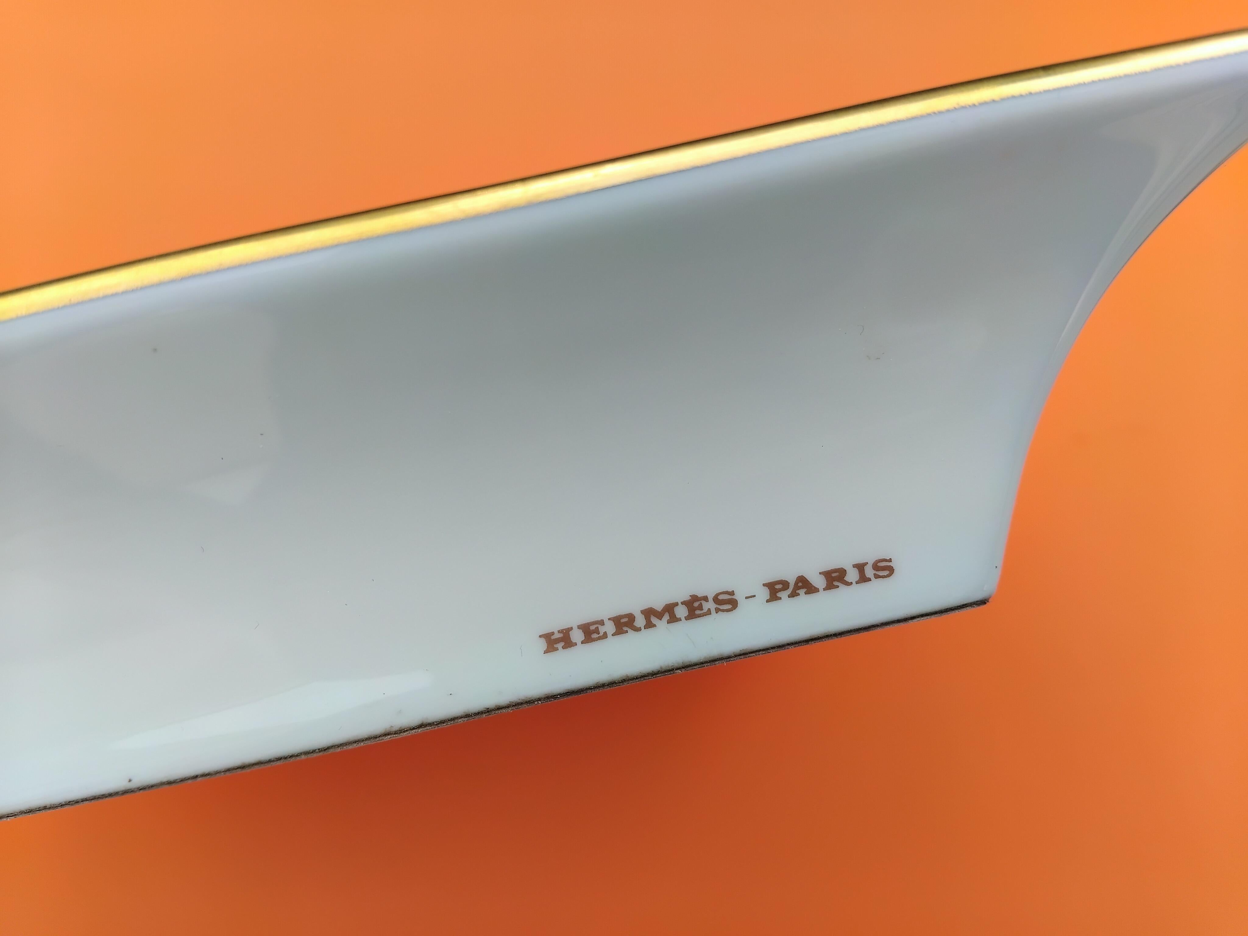 Hermès Bunch of Grapes Print Cigar Ashtray Change Tray Porcelain Gold 14