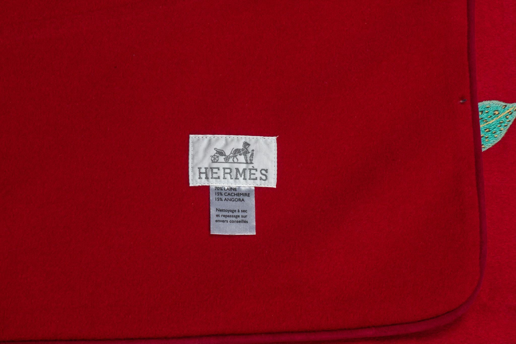 Women's or Men's Hermès Burgundy Embroidered King Blanket For Sale