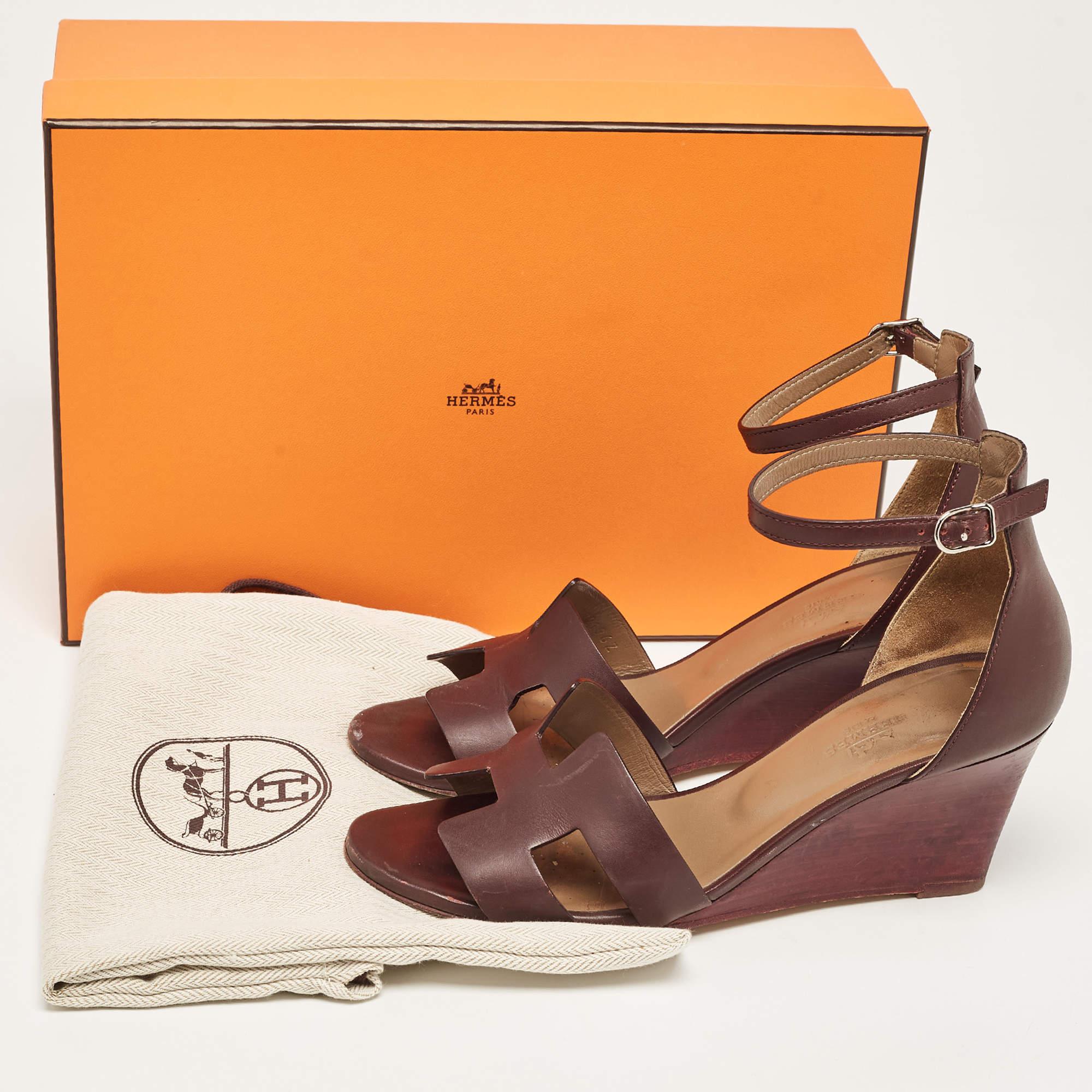 Hermes Burgundy Leather Legend Wedge Sandals Size 37.5 For Sale 6