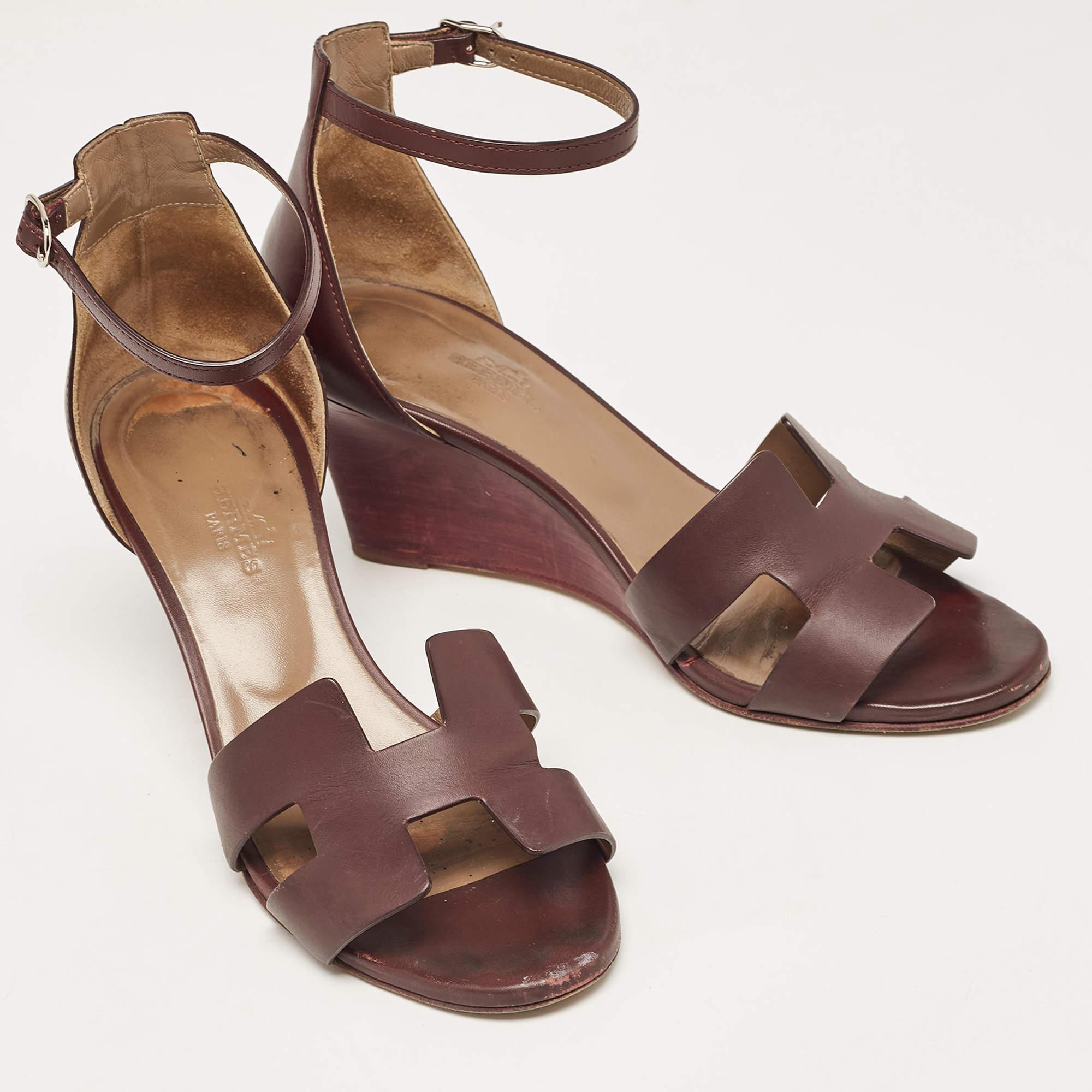Hermes Burgundy Leather Legend Wedge Sandals Size 37.5 For Sale 5