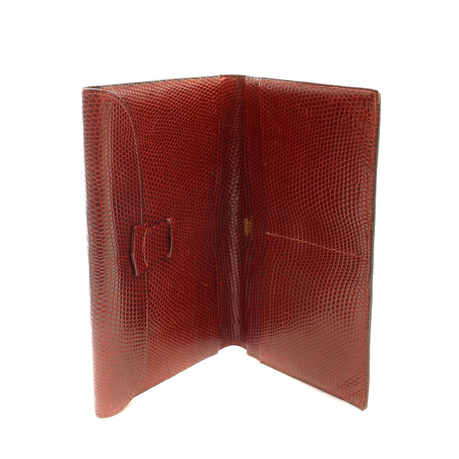 Hermès Burgundy Lizard Billfold Wallet In Good Condition For Sale In Palm Beach, FL