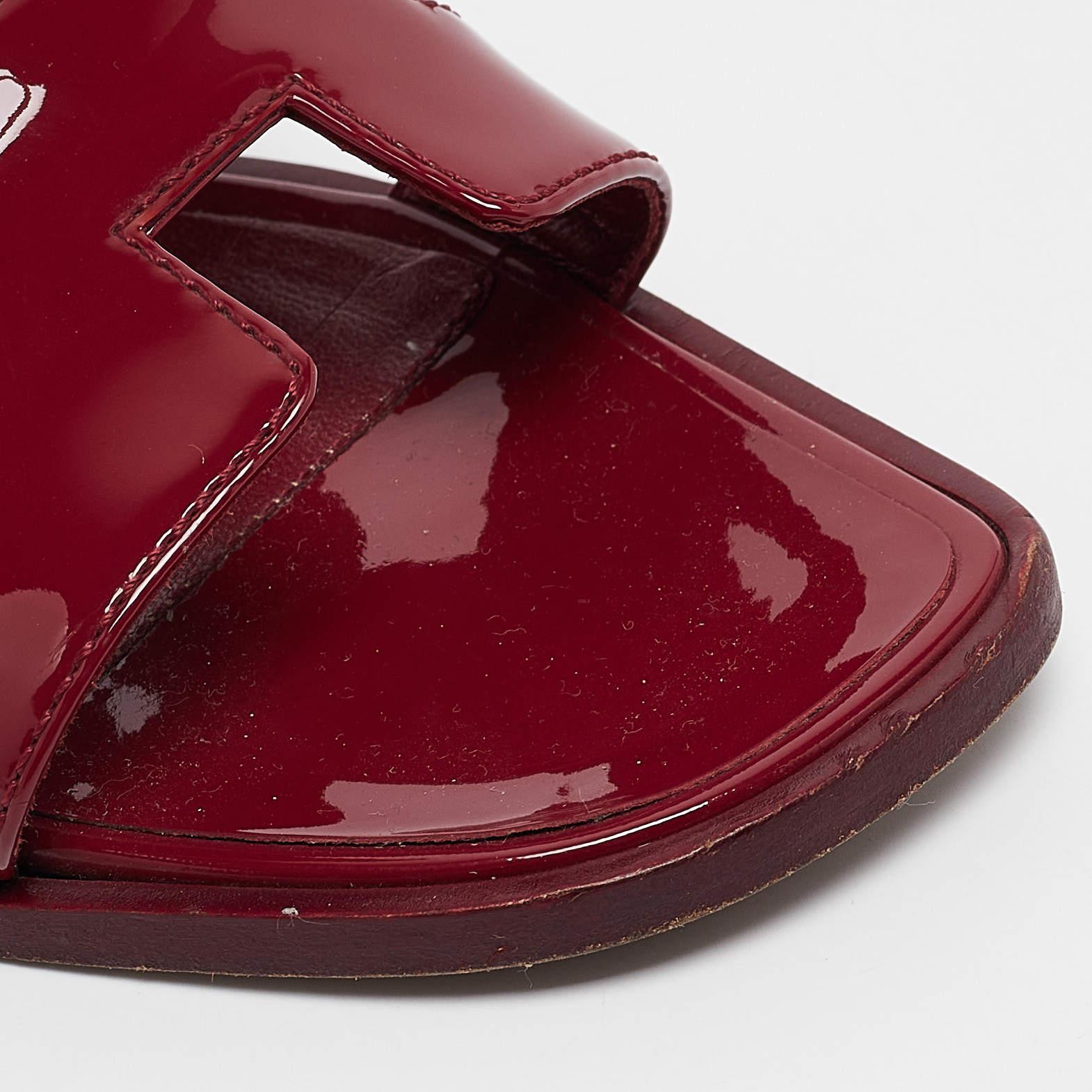 Hermes Burgundy Patent Leather Oran Flat Slides Size 36 2