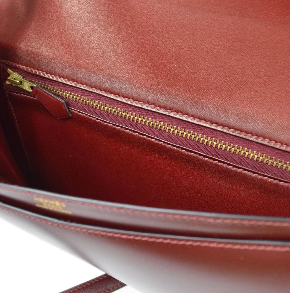 Women's Hermes Burgundy Red Leather Gold 'H' Logo Envelope Clutch Shoulder Flap Bag For Sale