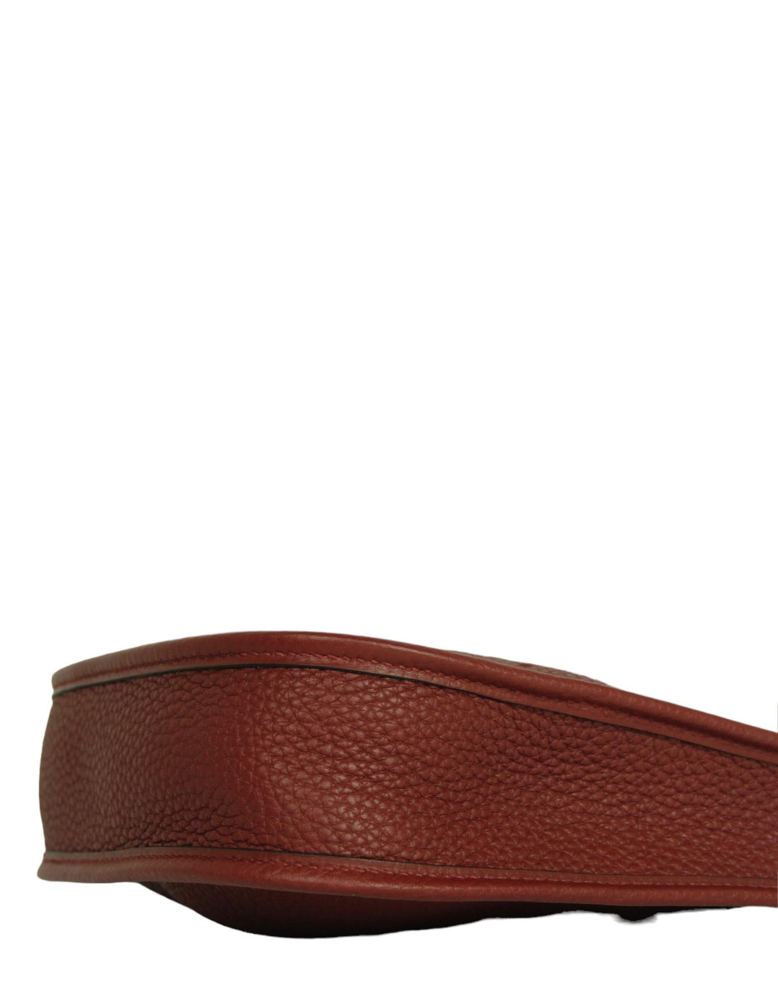 Bolso Crossbody Hermes Taurillon Clemence Borgoña Piel Evelyne TPM en Excelente estado para la venta en New York, NY