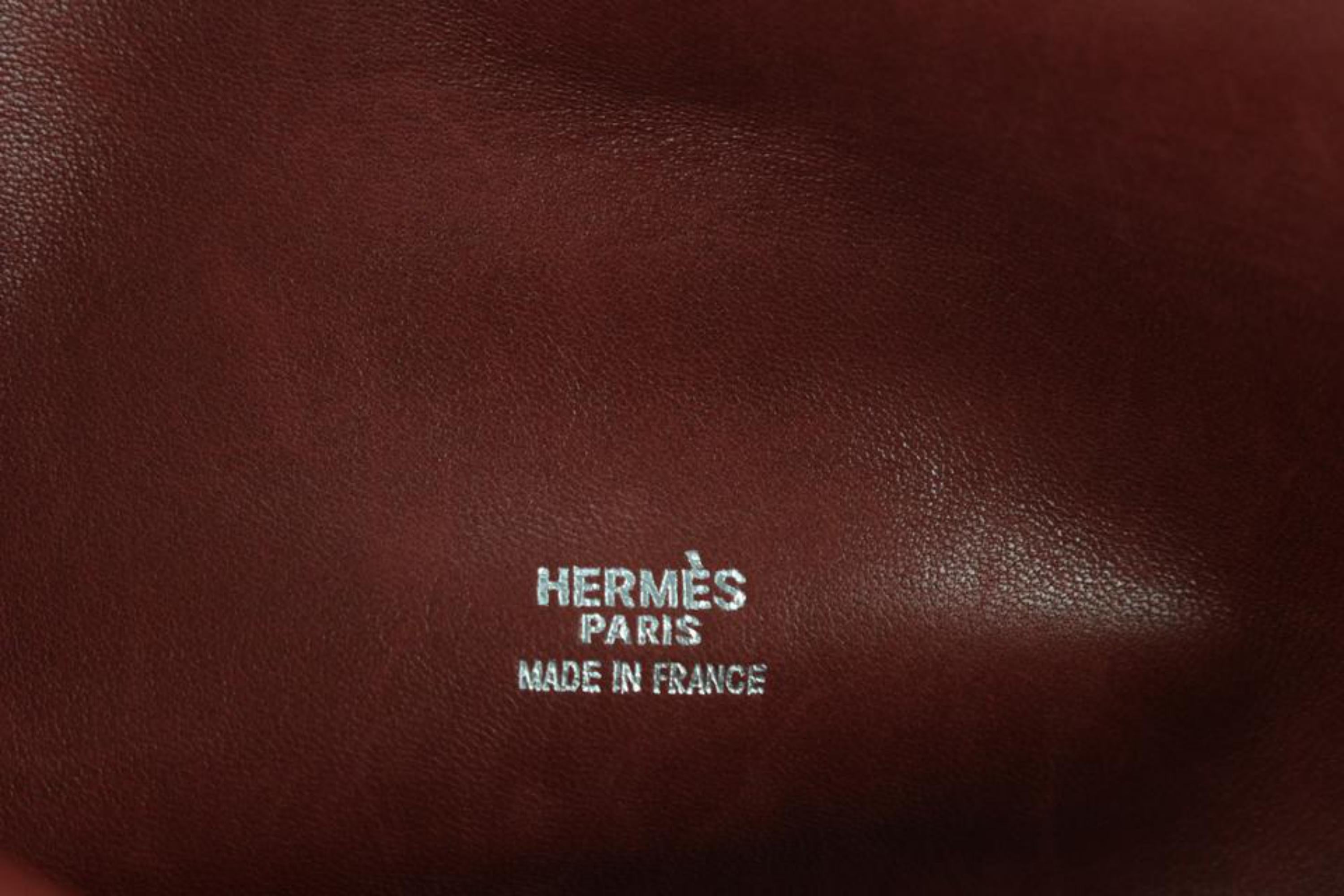 Hermès Burgundy Vibrato Pillow Crossbody Bag 115h1 For Sale 3