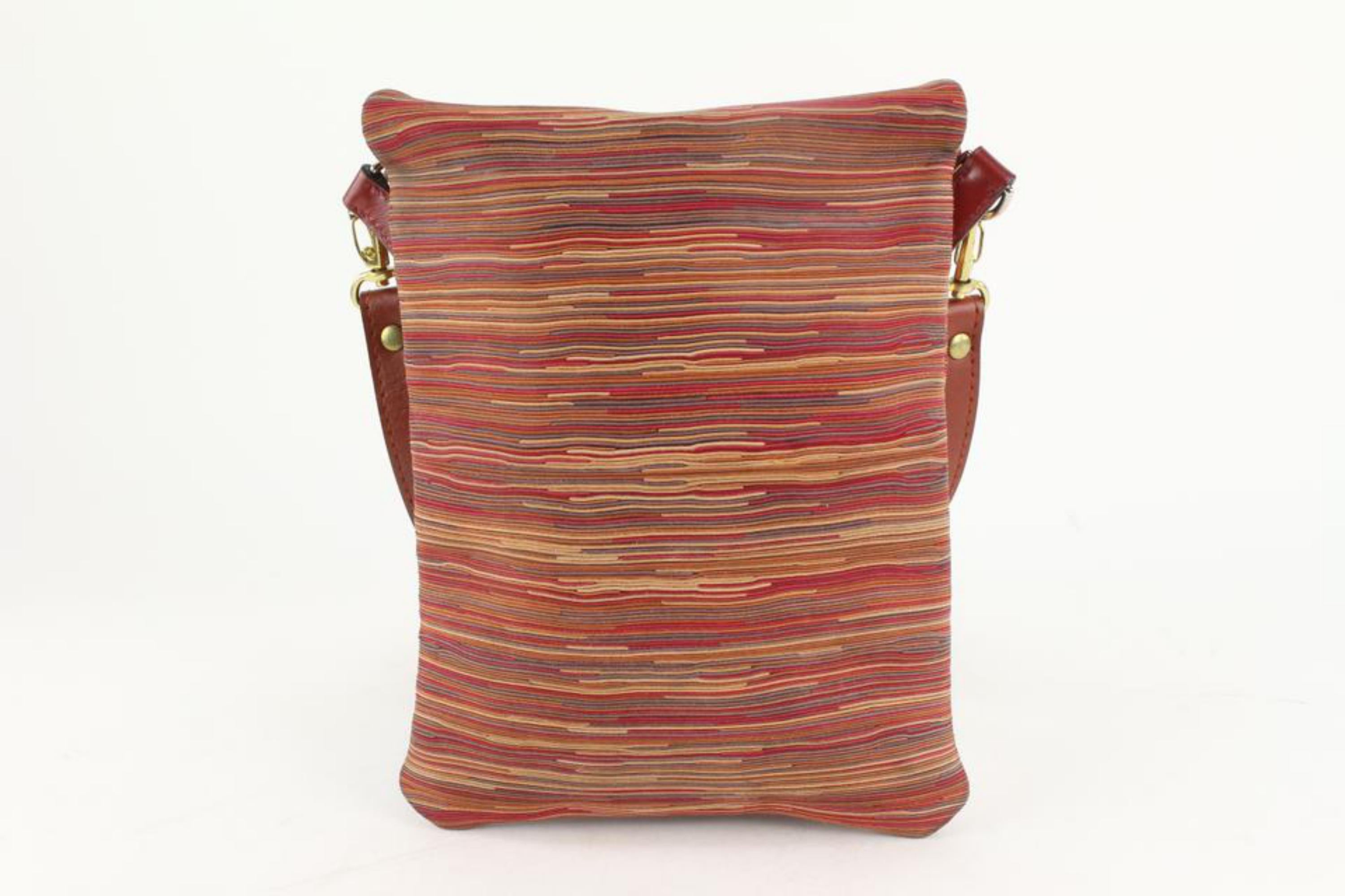 Hermès Burgundy Vibrato Pillow Crossbody Bag 115h1 In Good Condition For Sale In Dix hills, NY