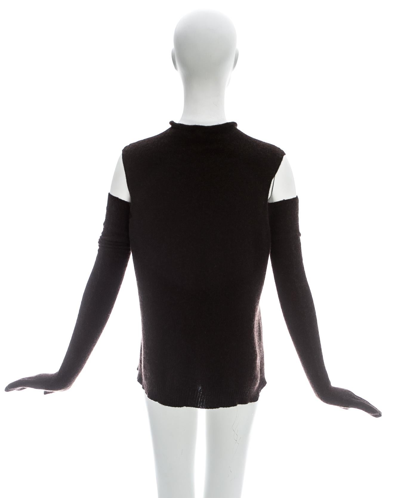 Hermes by Martin Margiela brown cashmere sweater vest and long gloves, ca. 2002 In Good Condition For Sale In London, London