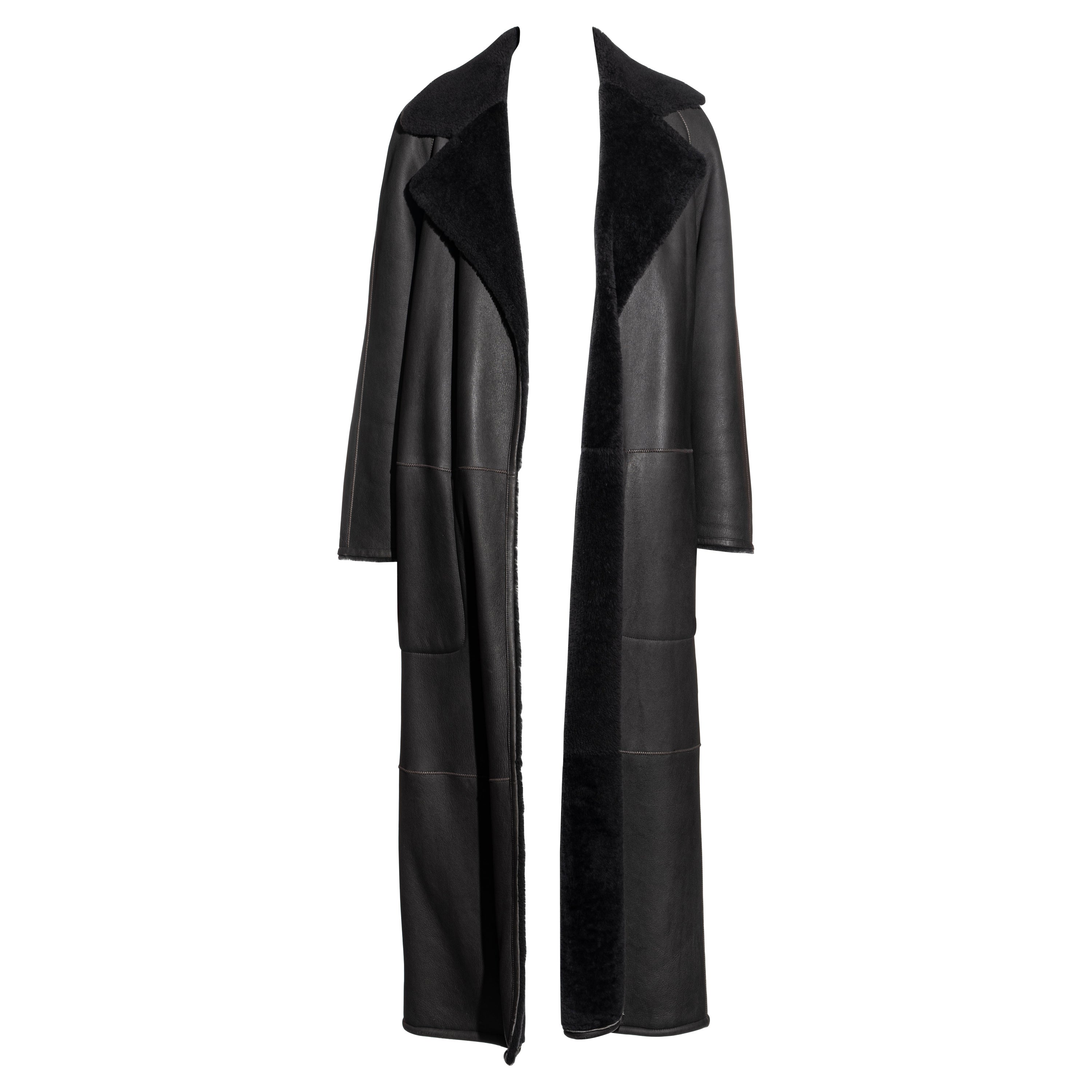Hermes by Martin Margiela beidseitig tragbarer grauer Maxi-Mantel aus Shearling:: fw 1999
