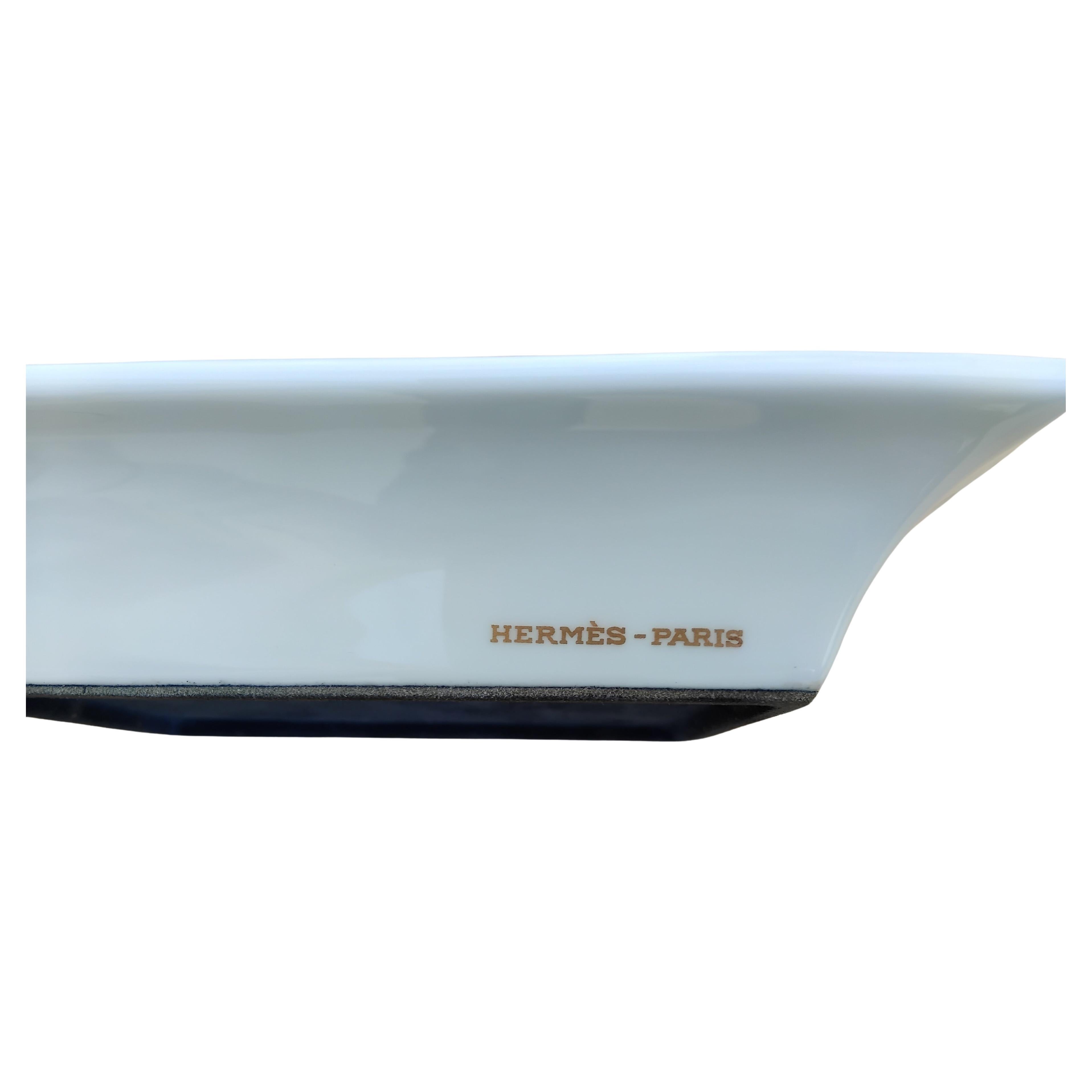 Cenicero Hermès By Xavier de Poret Bandeja de cambio Urraca Porcelana Dorada en venta 6
