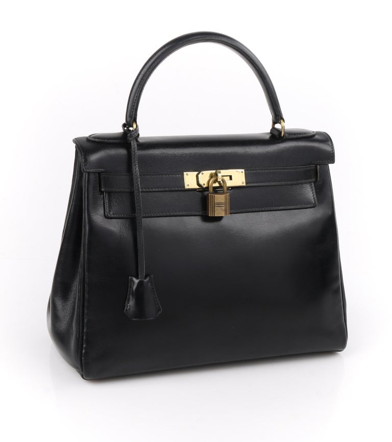 🖤 Hermès Kelly Cut Black Box Calf Leather Black Hardware #priveporter  #hermes #kellypochette #kellypochettesoblack #soblack