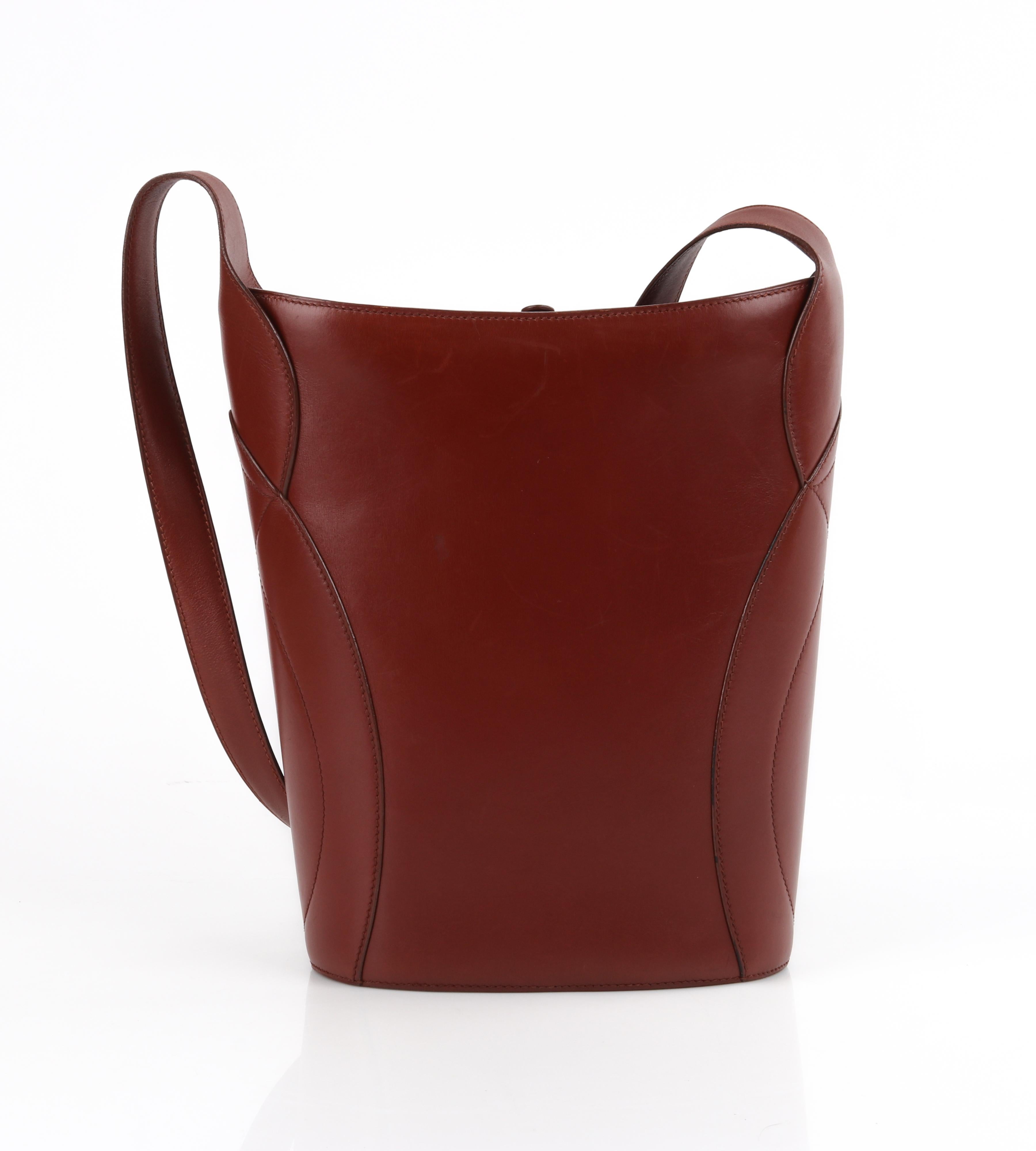 HERMES c.1995 Vtg Brown Leather Buckle Strap Structured Bucket Shoulder Bag For Sale 1