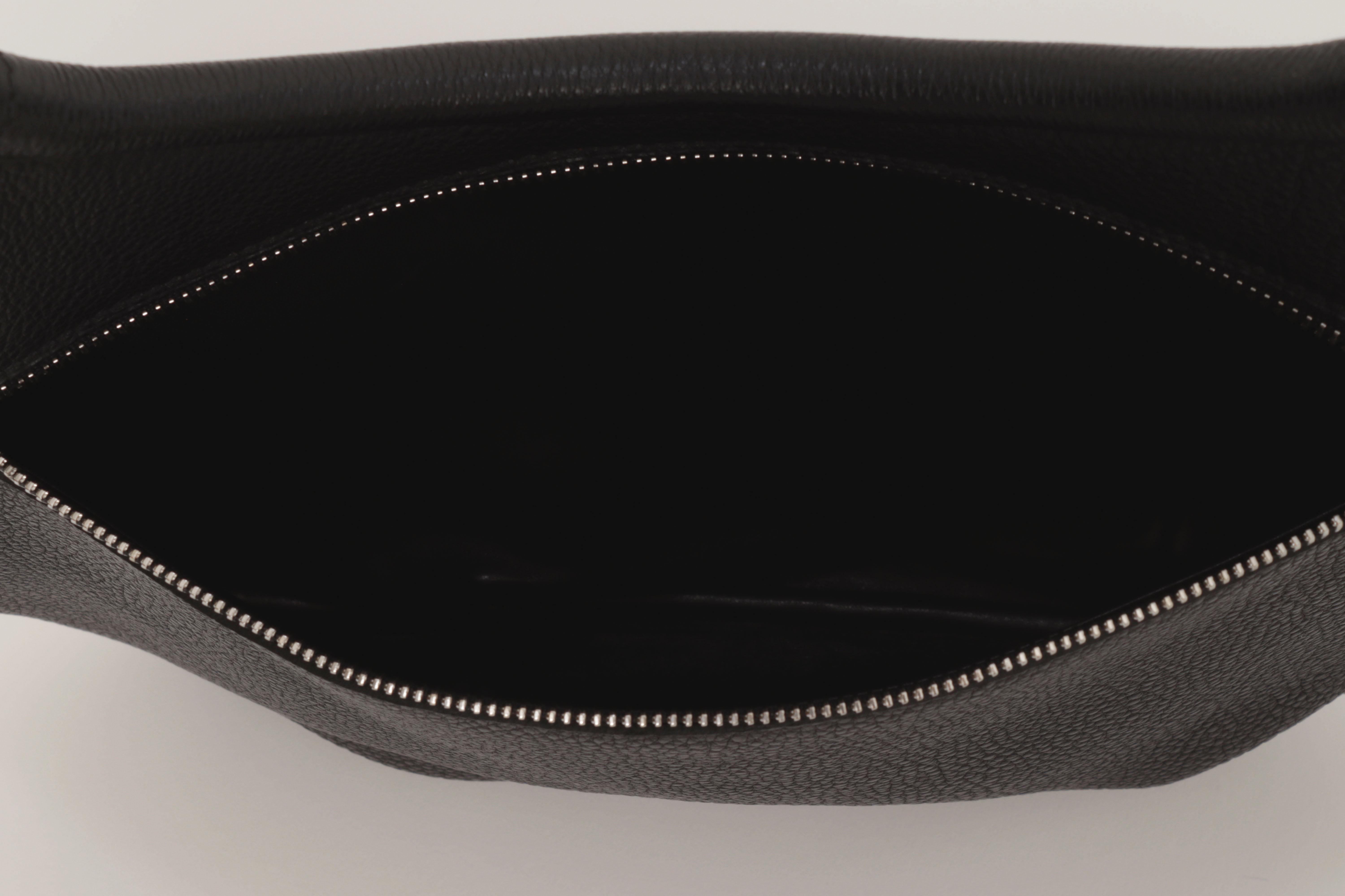 Borsa a tracolla Hermes Cacahuete in pelle nera di Togo con finiture Palladium 2001 in vendita 5