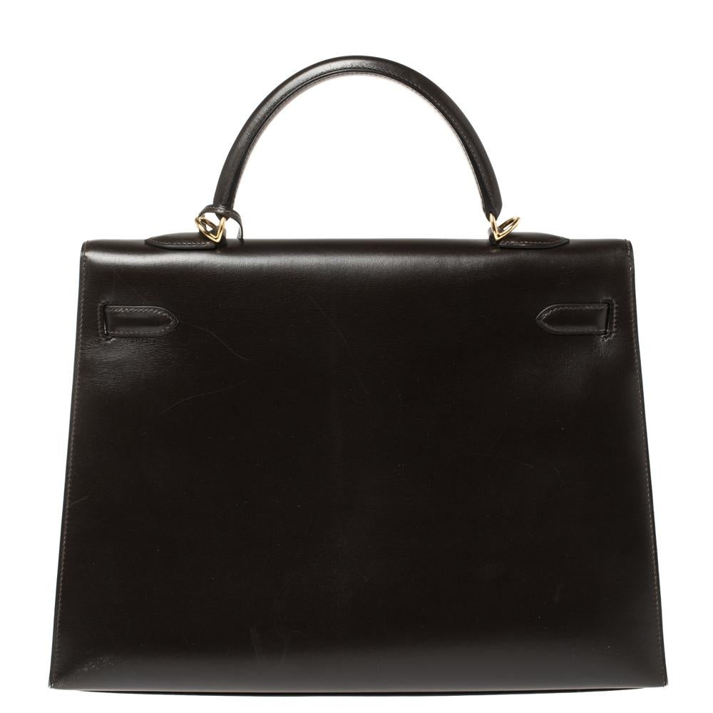 Your wait to own a Hermes Kelly Sellier is now over! Inspired by none other than Grace Kelly of Monaco, Hermes Kelly is carefully hand-stitched to perfection. The Maison doesn't fail to impress us with this piece, the side stitches for a Sellier are