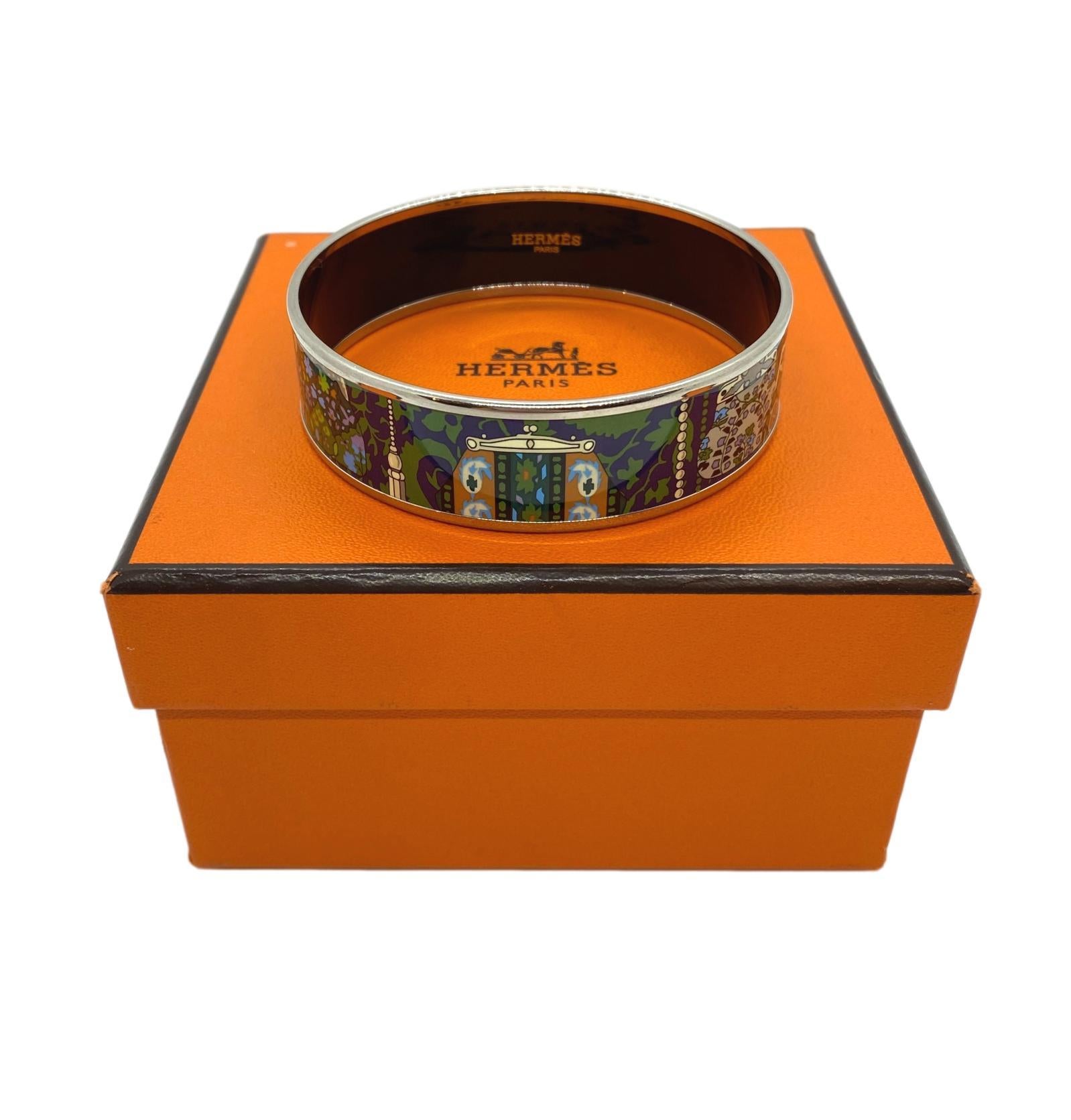 2010 bracelets