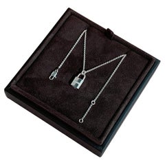 Collar Cerradura Hermès Colección Cadenas Oro Blanco Tachonado de Diamantes