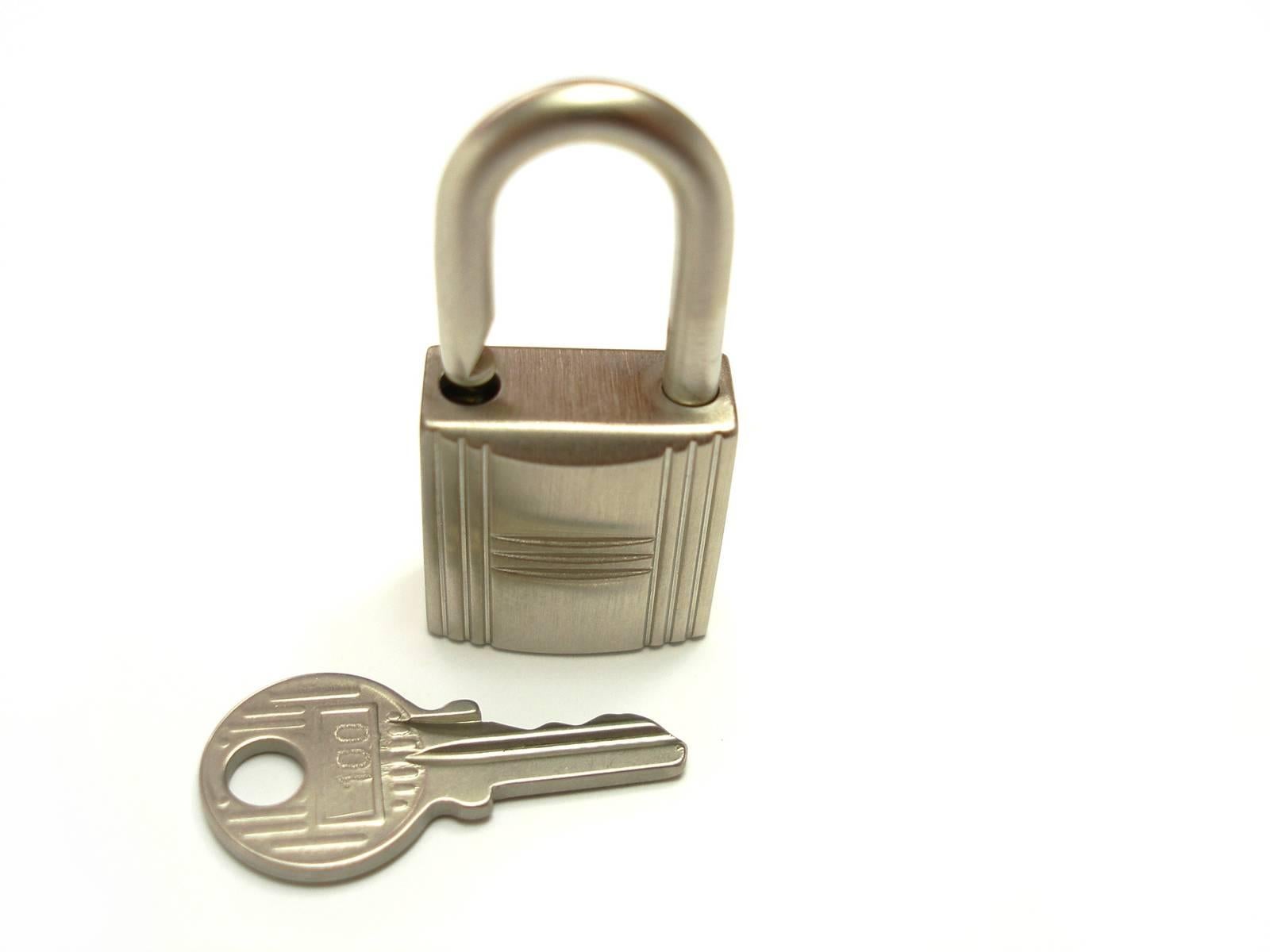 Hermès Cadenas Lock & 2 Keys For Birkin or Kelly bag Brush Finish/ BRAND NEW 8