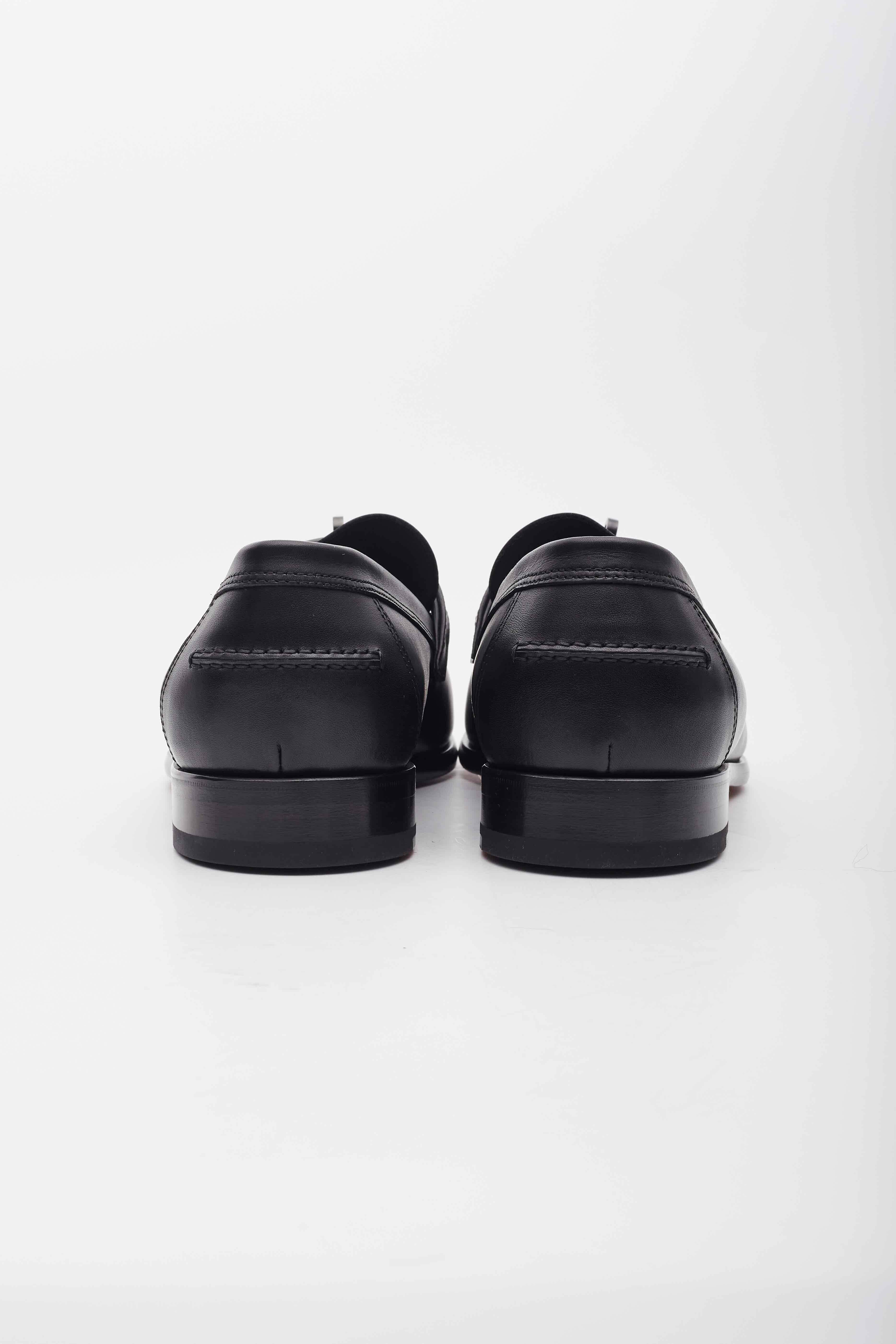 Women's Hermes Calfskin Black Plated Kelly Buckle Destin Loafers (EU 44) For Sale