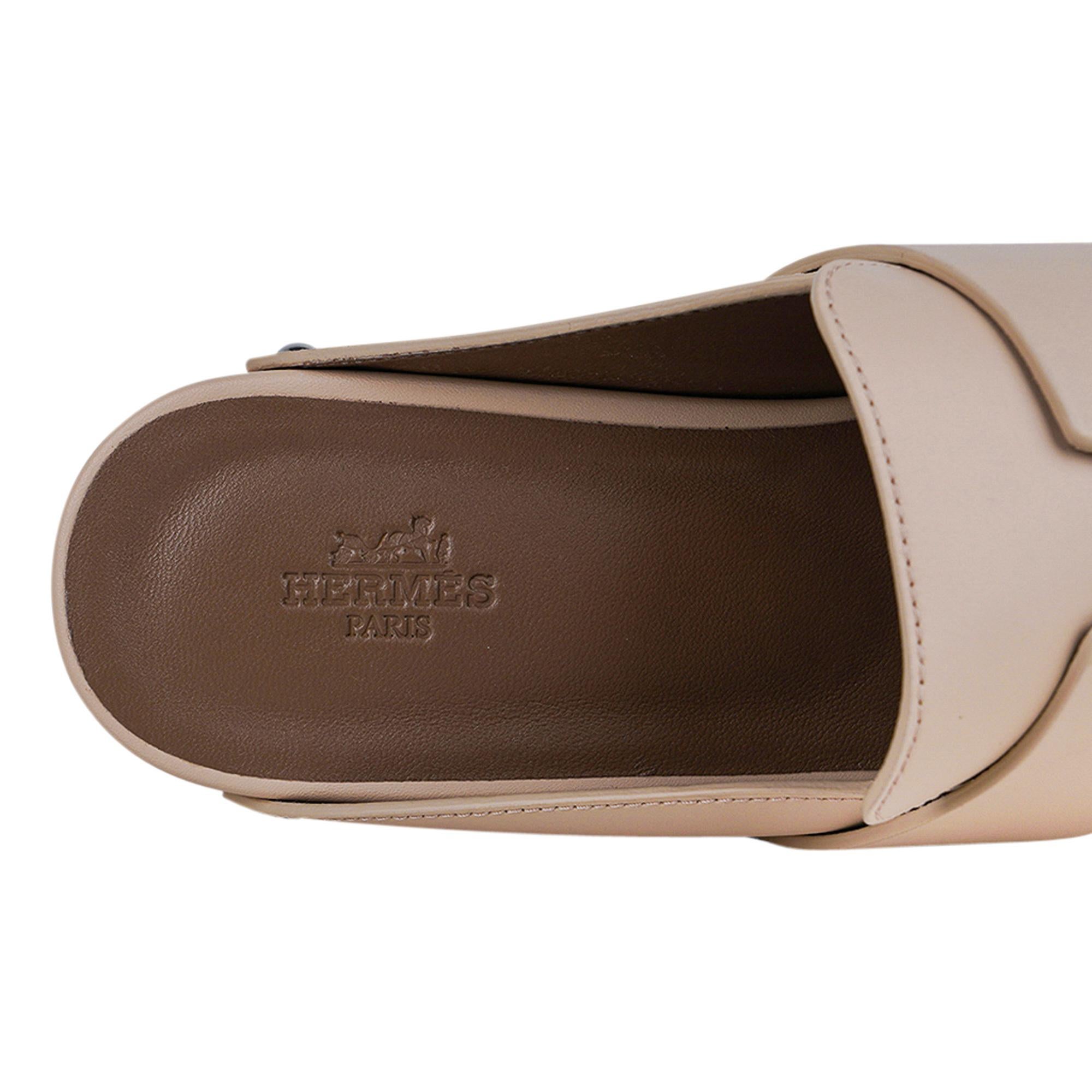 Hermès - Mules en cuir de veau Hetre Calya, taille 36/6 en vente 1