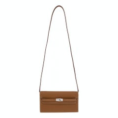 Hermès camel Kelly to Go Clutch / Shoulder bag