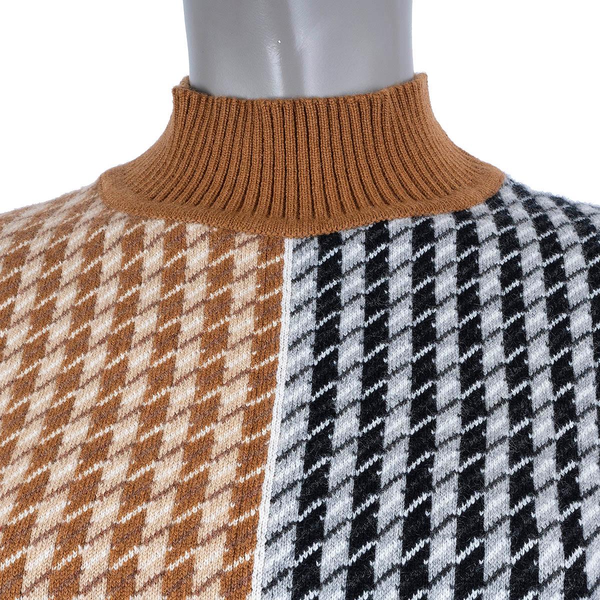 HERMES camel & navy cashmere 2019 HOUNDSTOOTH MOCK NECK Sweater 34 XS For Sale 2