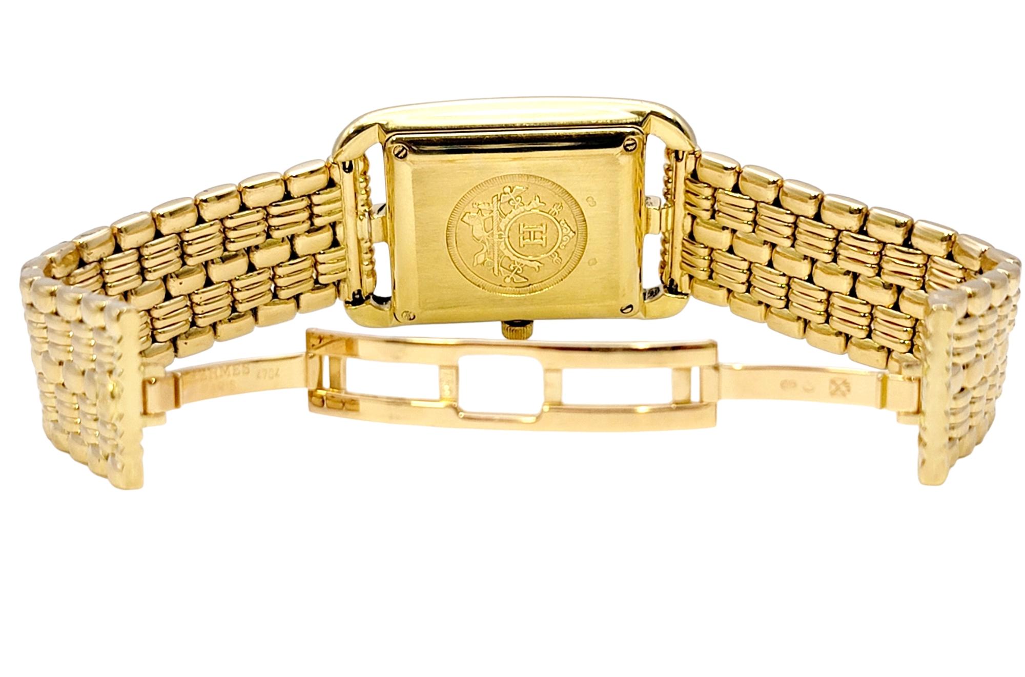 Montre-bracelet automatique Cape Cod d'Hermès en or jaune 18 carats avec boîtier rectangulaire de 31 mm en vente 3
