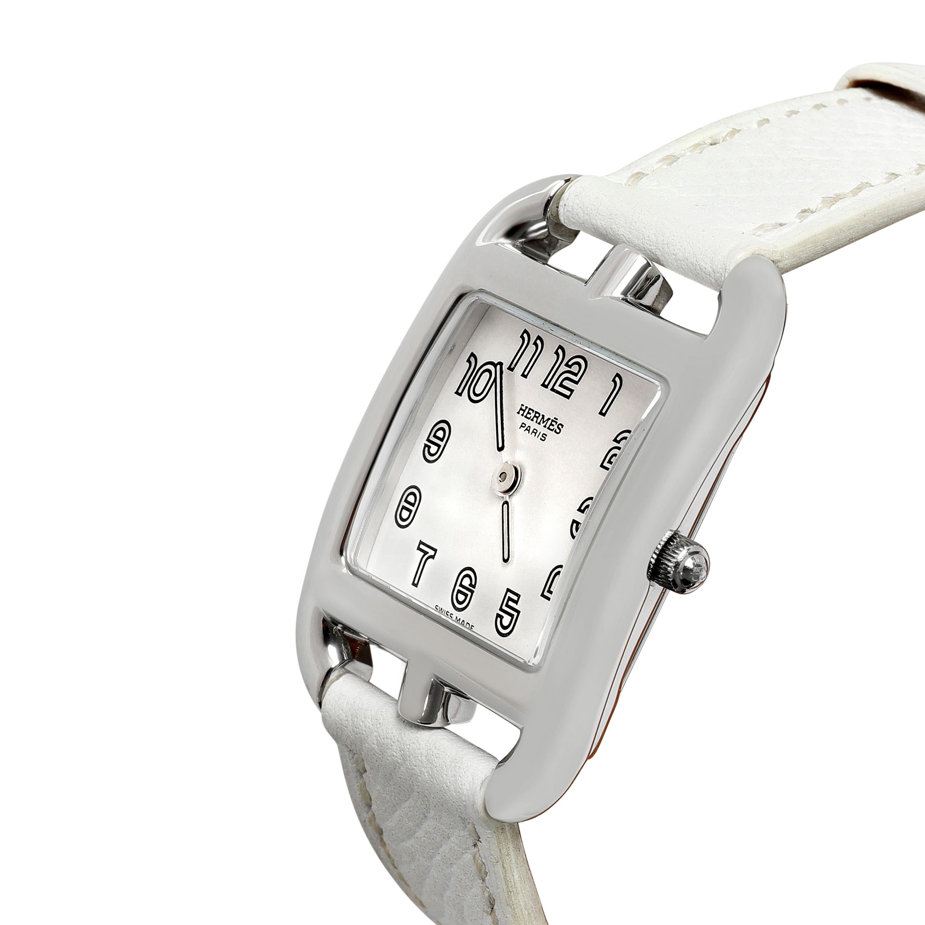 Hermès Cape Cod CC1.210 Women's Watch in Stainless Steel In Excellent Condition In New York, NY