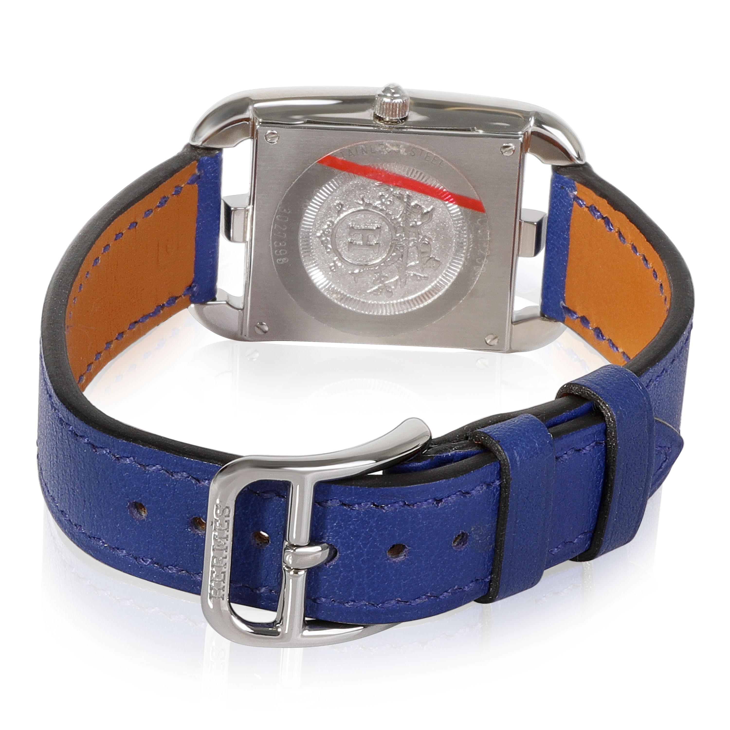 Hermès Cape Cod CC1.230.213.WW7T Women's Watch in  Stainless Steel

SKU: 117010

PRIMARY DETAILS
Brand: Hermès
Model: Cape Cod
Country of Origin: Switzerland
Movement Type: Quartz: Battery
Year of Manufacture: 2010-2019
Condition: Retail price 11750