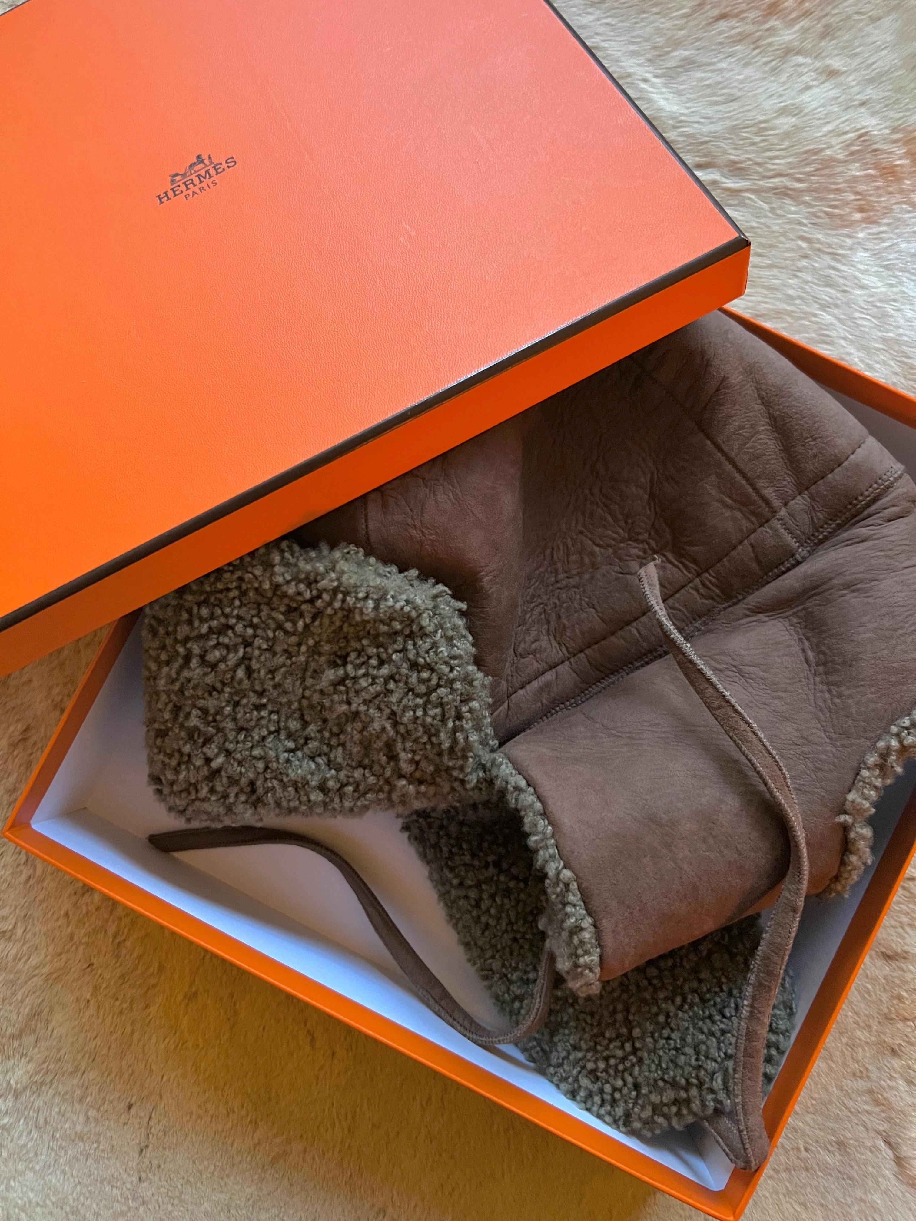 HERMÈS - Cappello modello aviatore in pelle di Agnello, Tg. 59 im Angebot 4