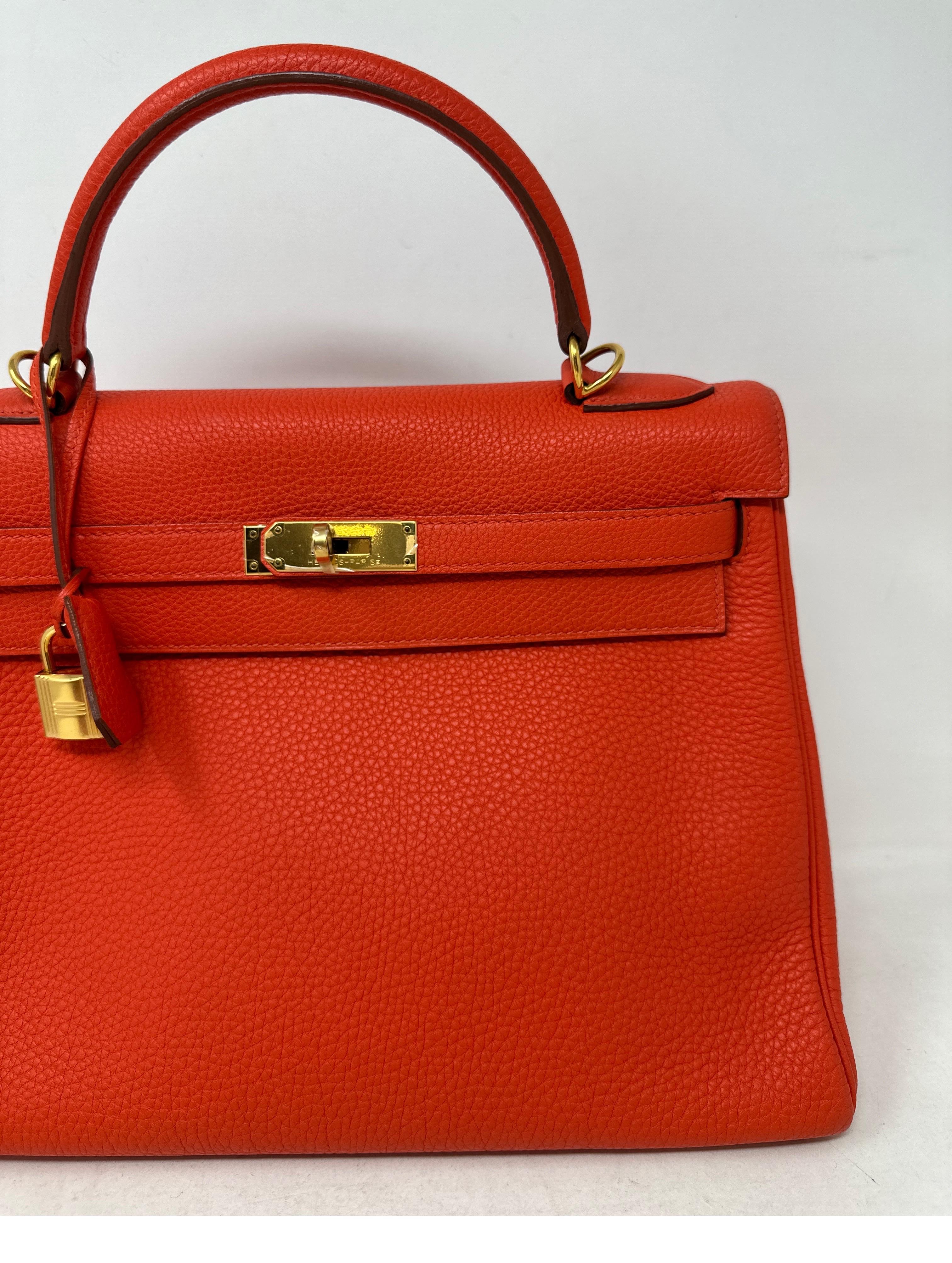 Women's or Men's Hermes Capucine Kelly 28 Bag