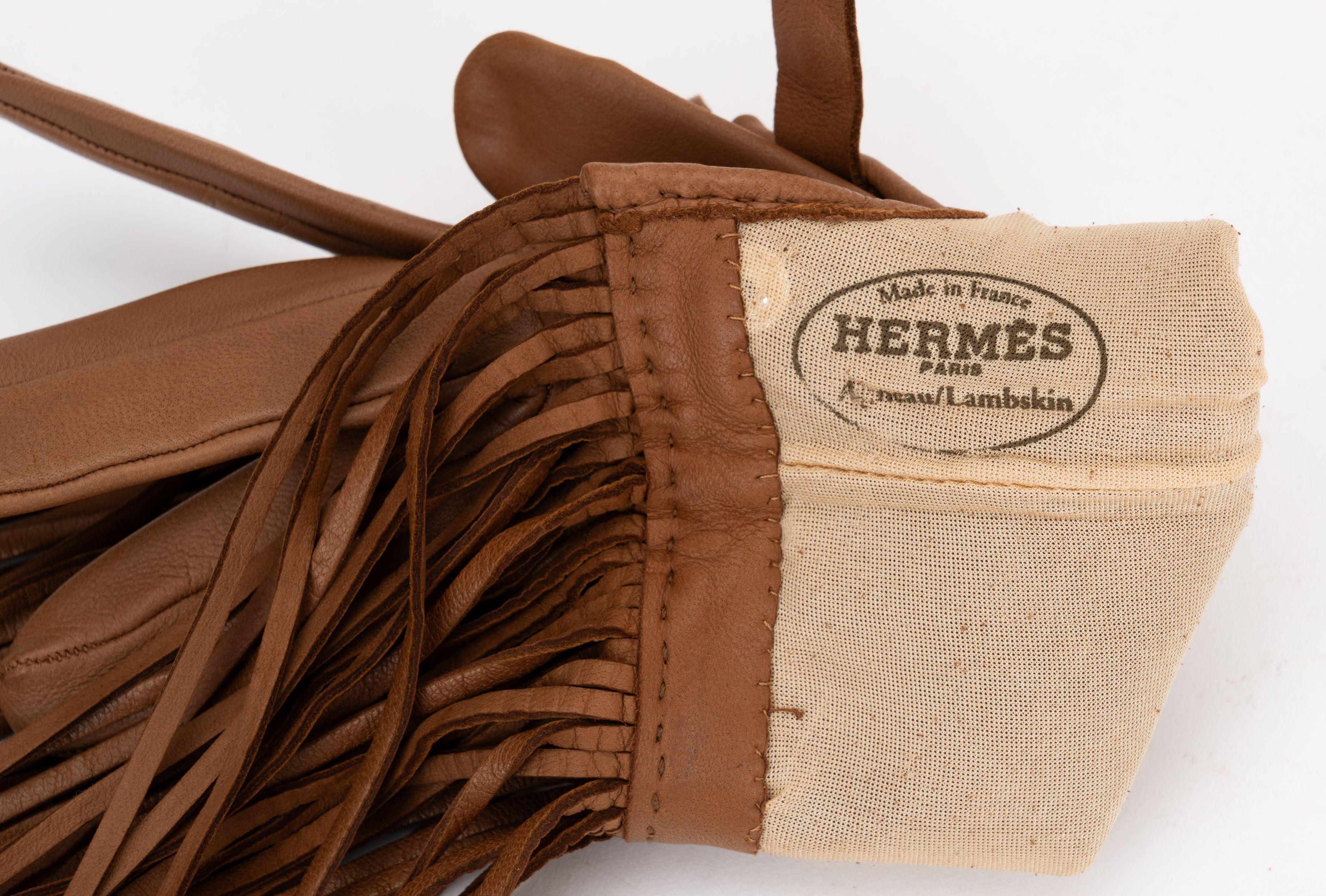 Women's or Men's Hermès Caramel Lamb New Fringe Gloves For Sale