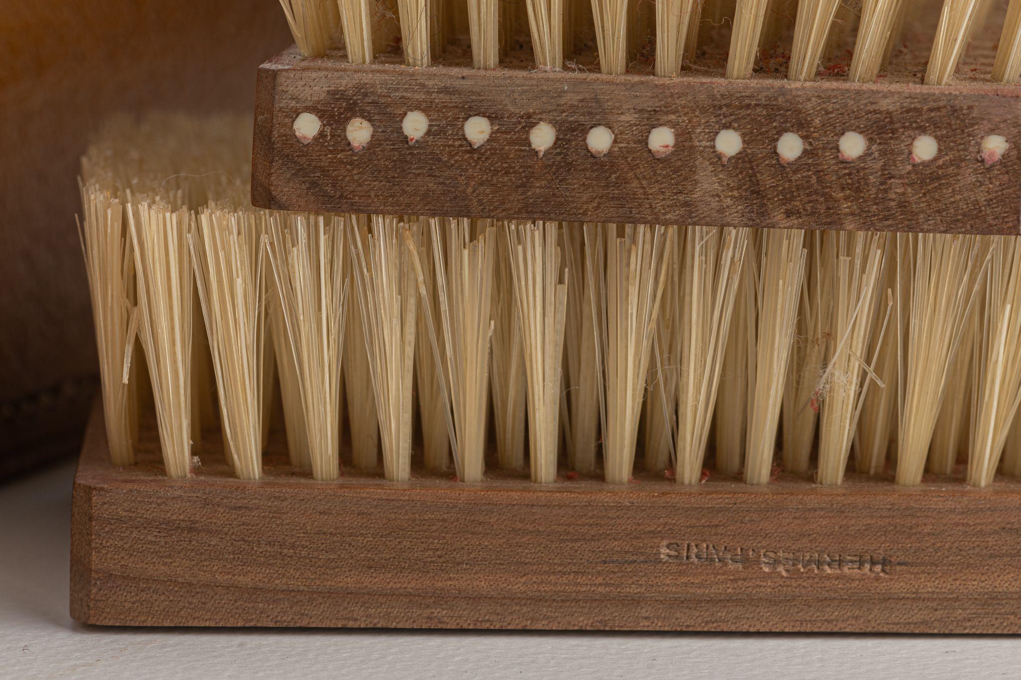 Trousse de toilette Hermès au caramel en vente 5