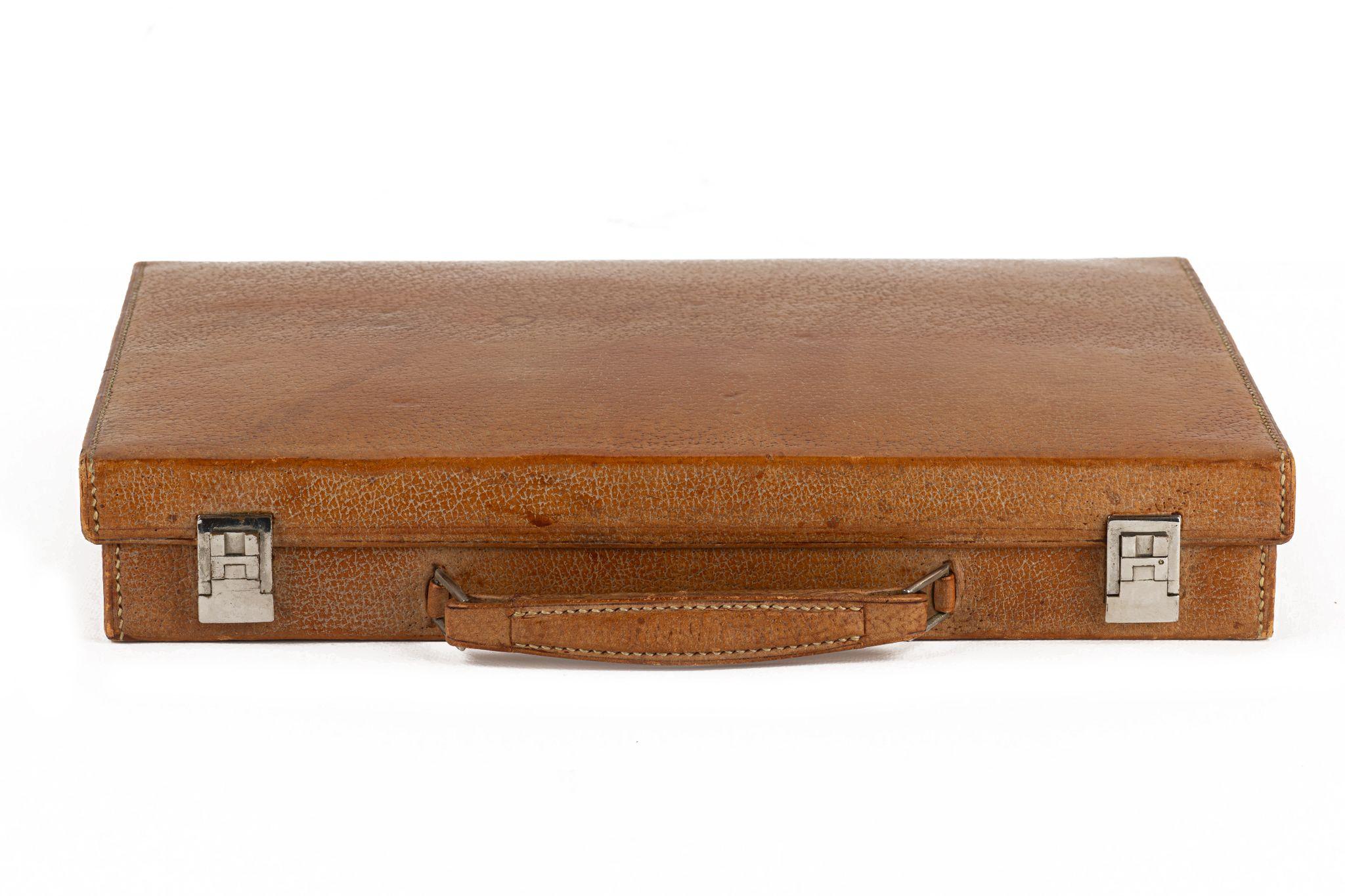 Marron Trousse de toilette Hermès au caramel en vente