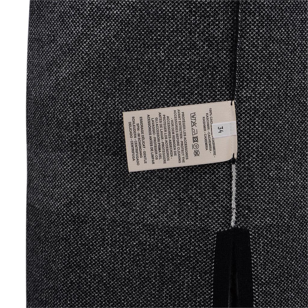 Hermes Cardigan Coat Promenade du Matin Black / White Cashmere 34 / 6 For Sale 4
